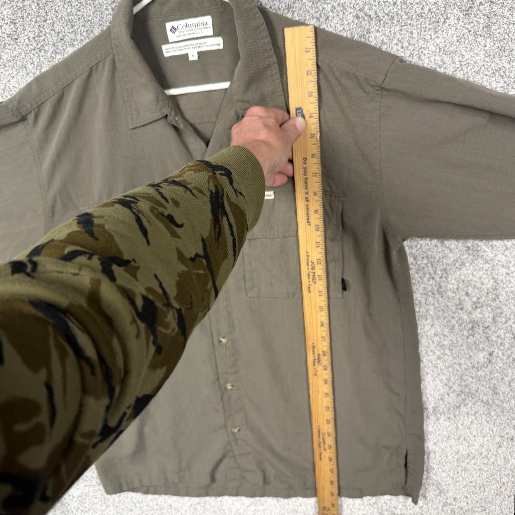 Olive Columbia Button-Up Shirt Mens M Olive Green Short Sleeve Check Outdoor Casual Workwear Hosiery? Size US M / EU 48-50 / 2 - 2 Thumbnail