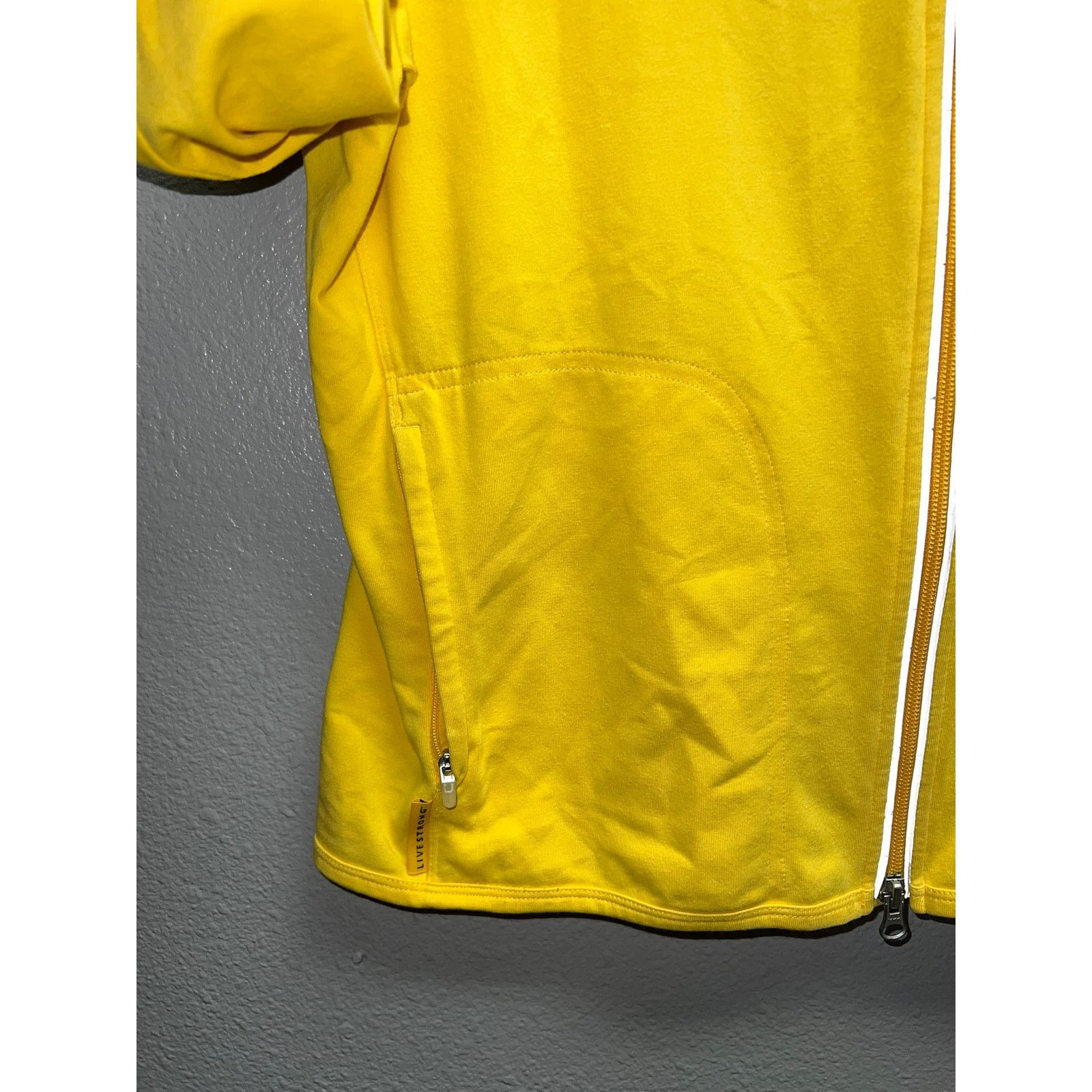 Vintage Womens Nike Livestrong Hoodie Lance Armstrong Cycling Jacket Size L / US 10 / IT 46 - 5 Thumbnail