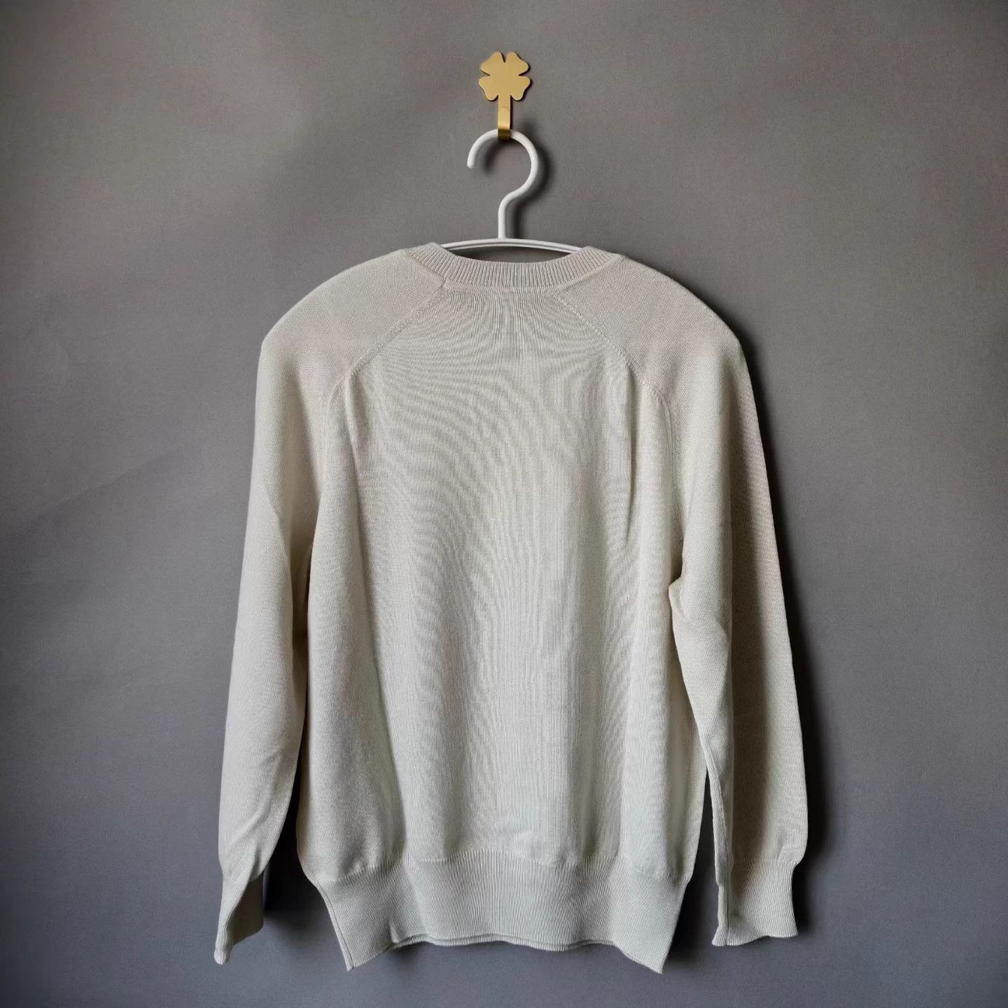 Hermes Hermes neck metal tag knit sweater 34 99 Size XS / US 0-2 / IT 36-38 - 2 Thumbnail