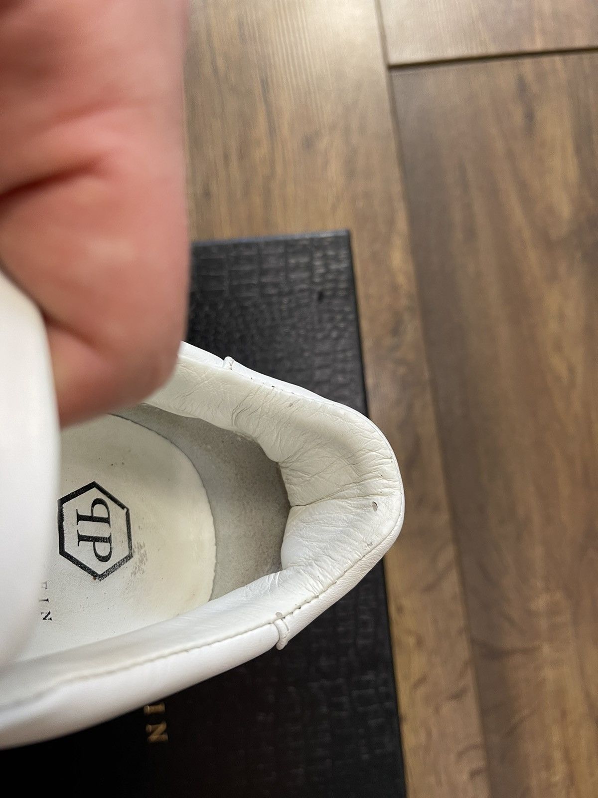 Philipp Plein Philipp Plein Skull Slip-On Sneakers EU38 White Size US 7 / IT 37 - 20 Thumbnail