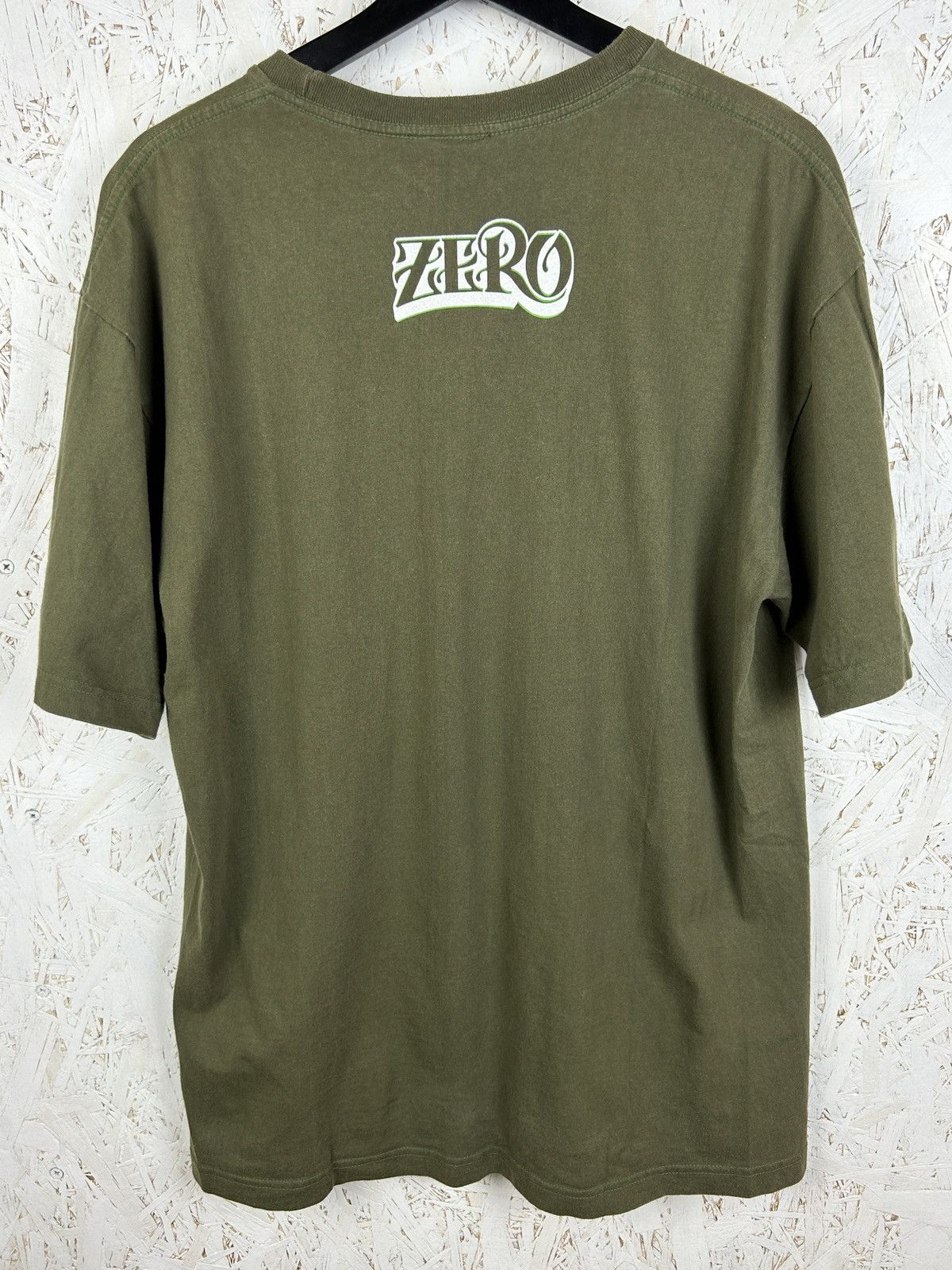 Vintage 90s Vintage Zero Skateboards Hypno Skull T-Shirt Green Size US L / EU 52-54 / 3 - 4 Thumbnail