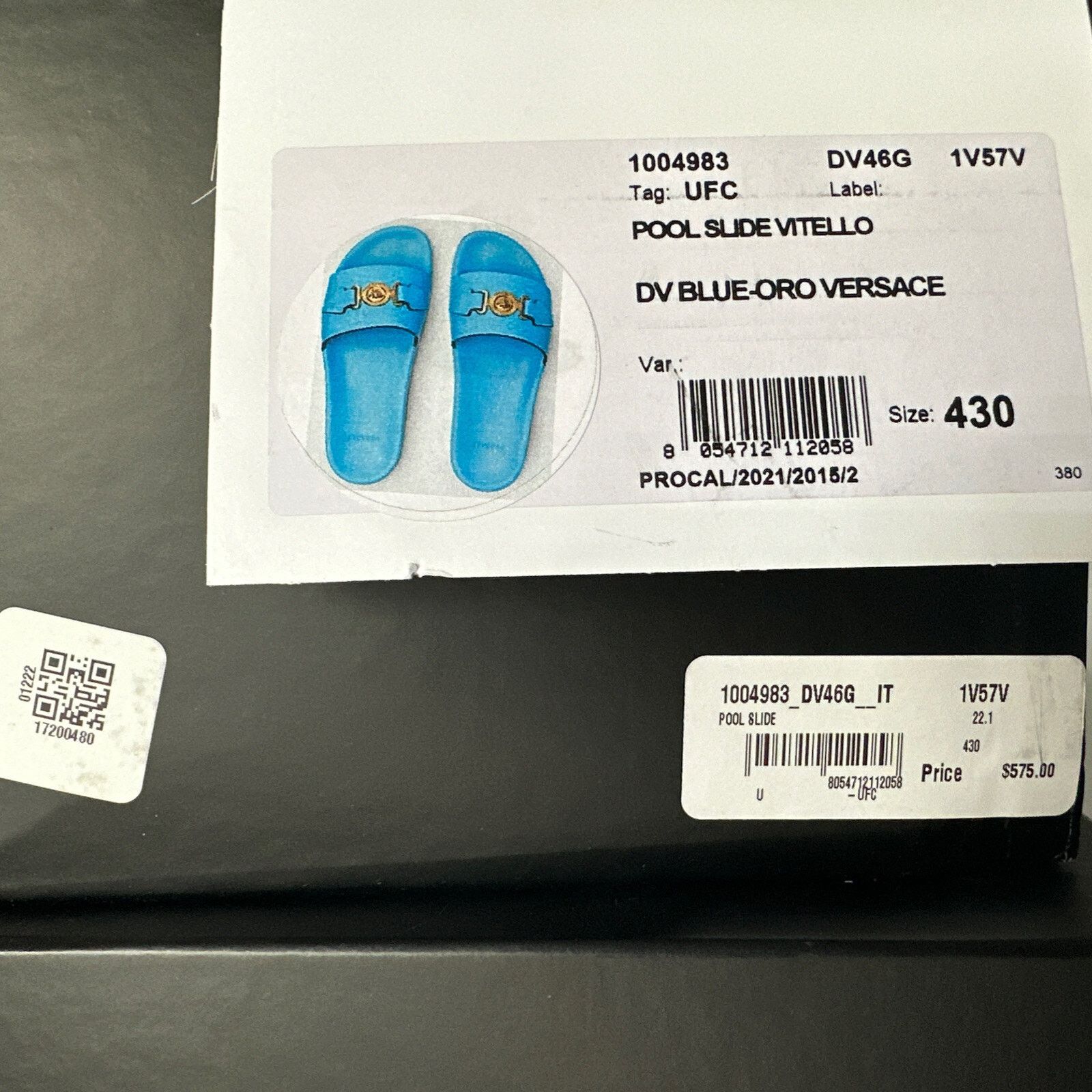 Versace Versace Gold Medusa Leather/Rubber Sandals Blue 10 1004983 Size US 10 / EU 43 - 13 Thumbnail