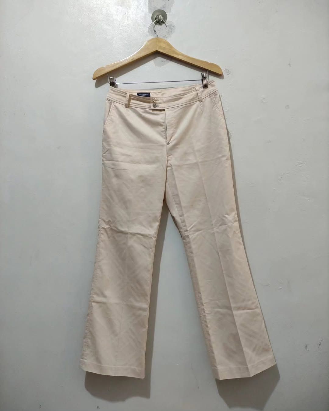 Burberry Burberry Golf Cream Wide Leg Cropped Pants Women M Japan Size 30" / US 8 / IT 44 - 1 Thumbnail