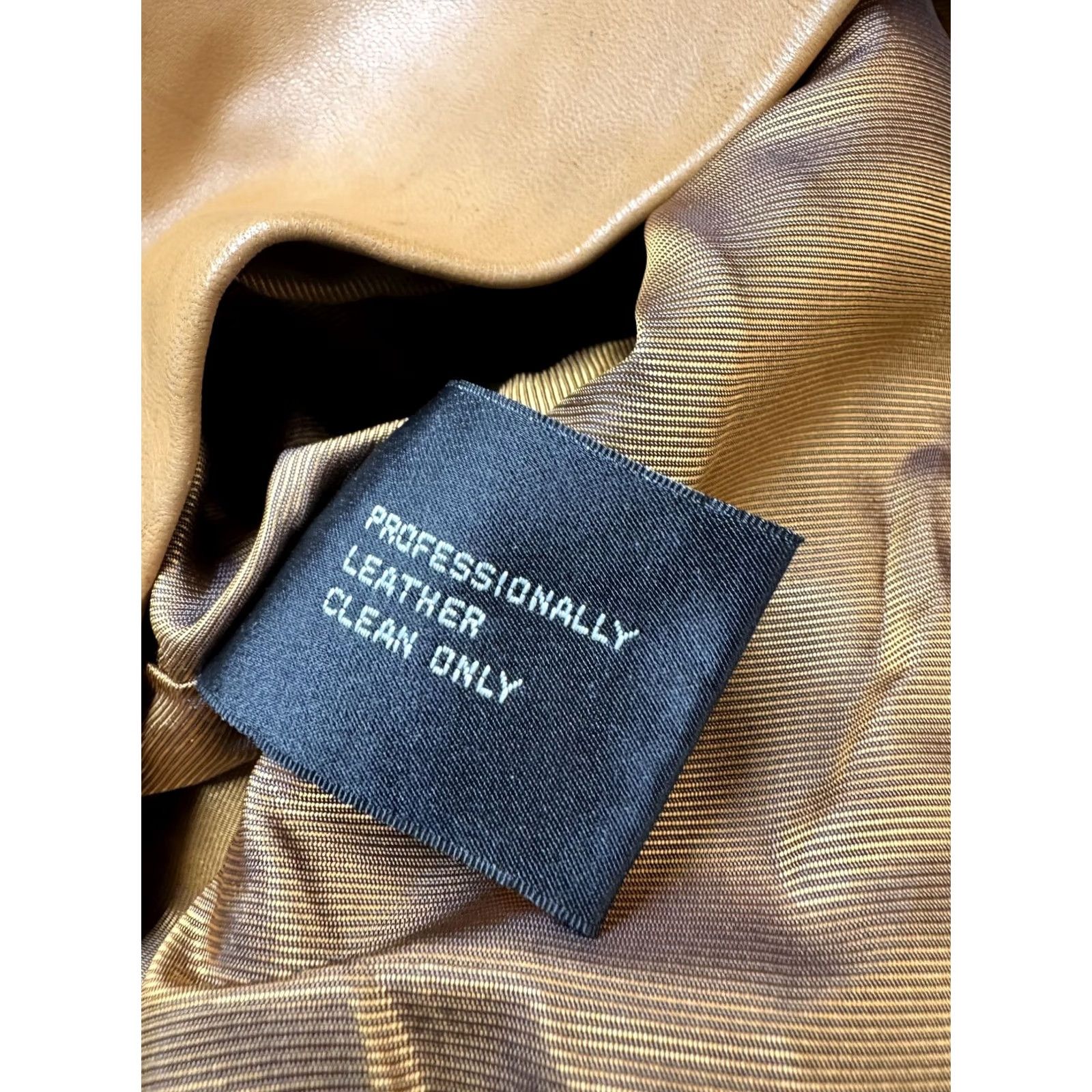 Vintage VINTAGE LNR by La Nouvelle Renaissance Women's Petite Small Tan Brown Leather Coat Size S / US 4 / IT 40 - 5 Thumbnail