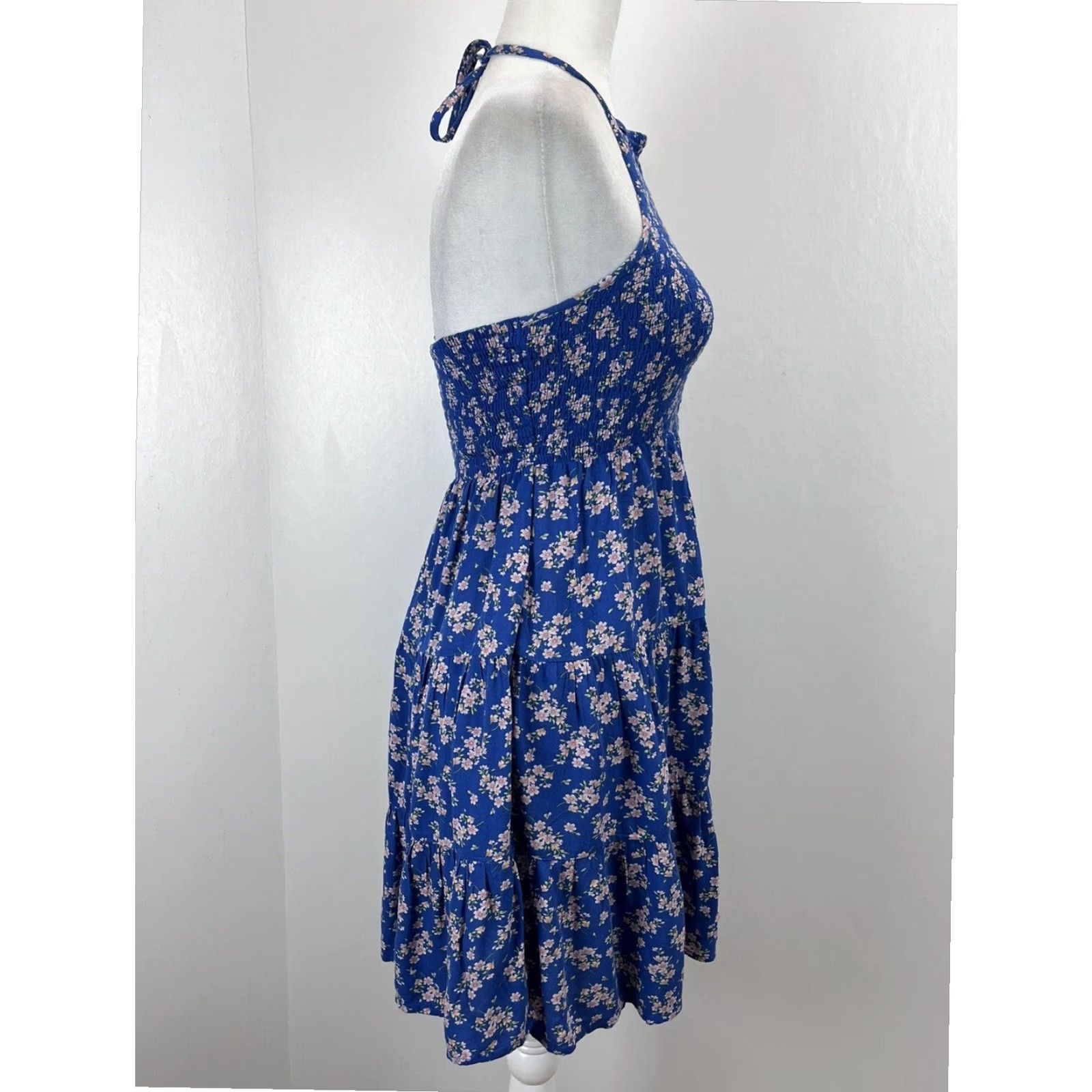 American Eagle Outfitters American Eagle Floral Halter Dress Short Sleeveless Blue Womens Small Size S / US 4 / IT 40 - 4 Thumbnail