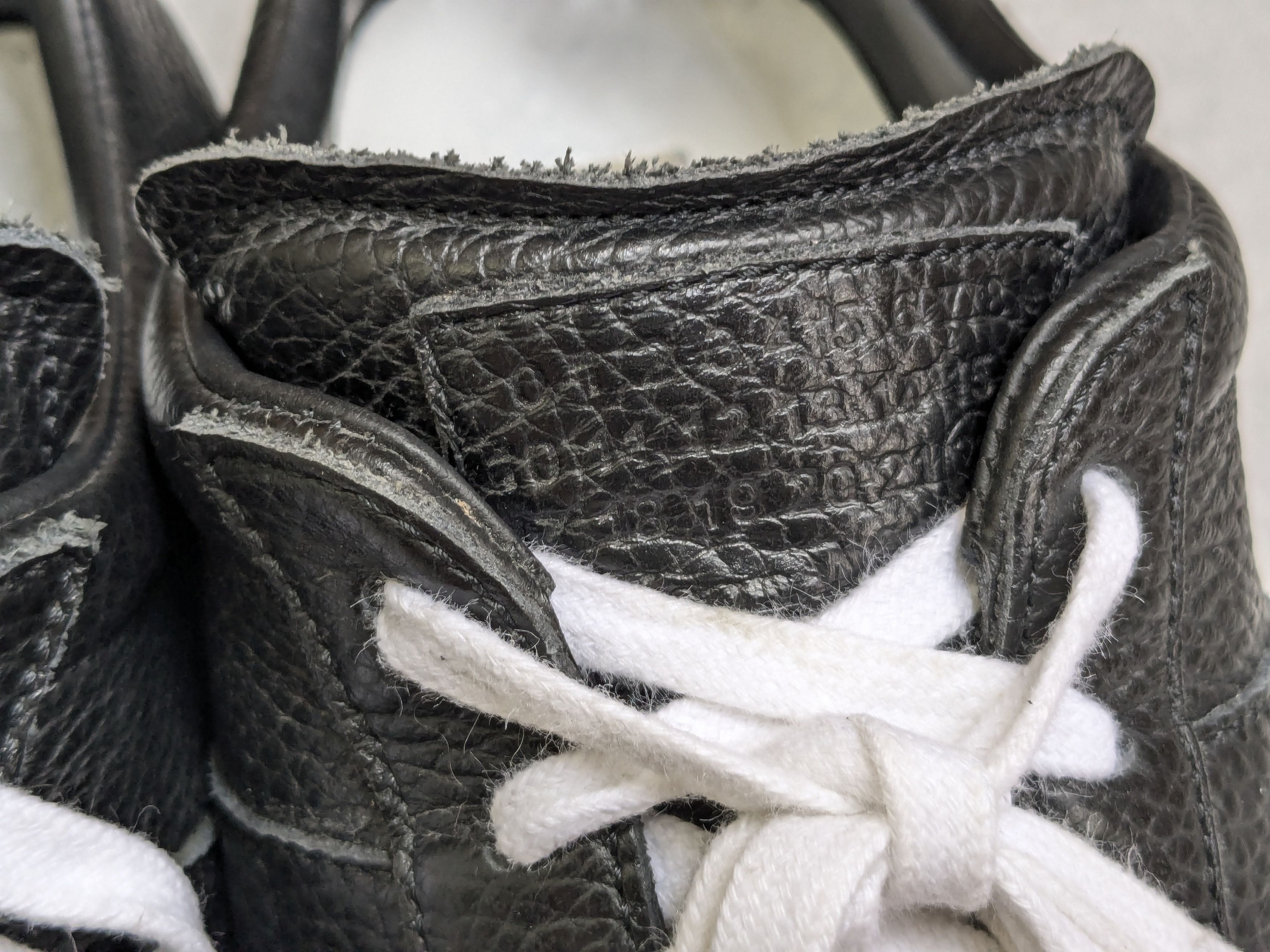 Maison Margiela Maison Margiela Replica GAT Black Paint Splatter 12 45 White Size US 12 / EU 45 - 8 Thumbnail