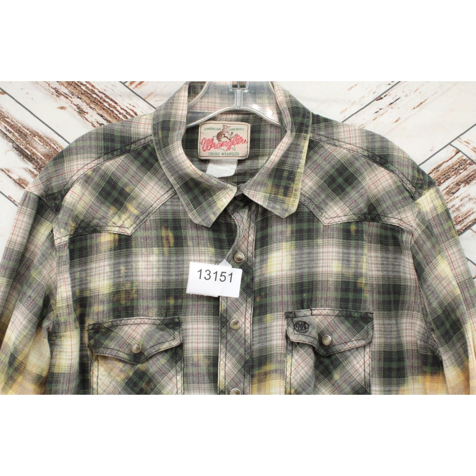 Wrangler VINTAGE Wrangler Shirt Men's Large Western Pearl Snap Plaid Green Yellow 100% Cotton Cowboy USA 90s Mens Size US L / EU 52-54 / 3 - 3 Thumbnail