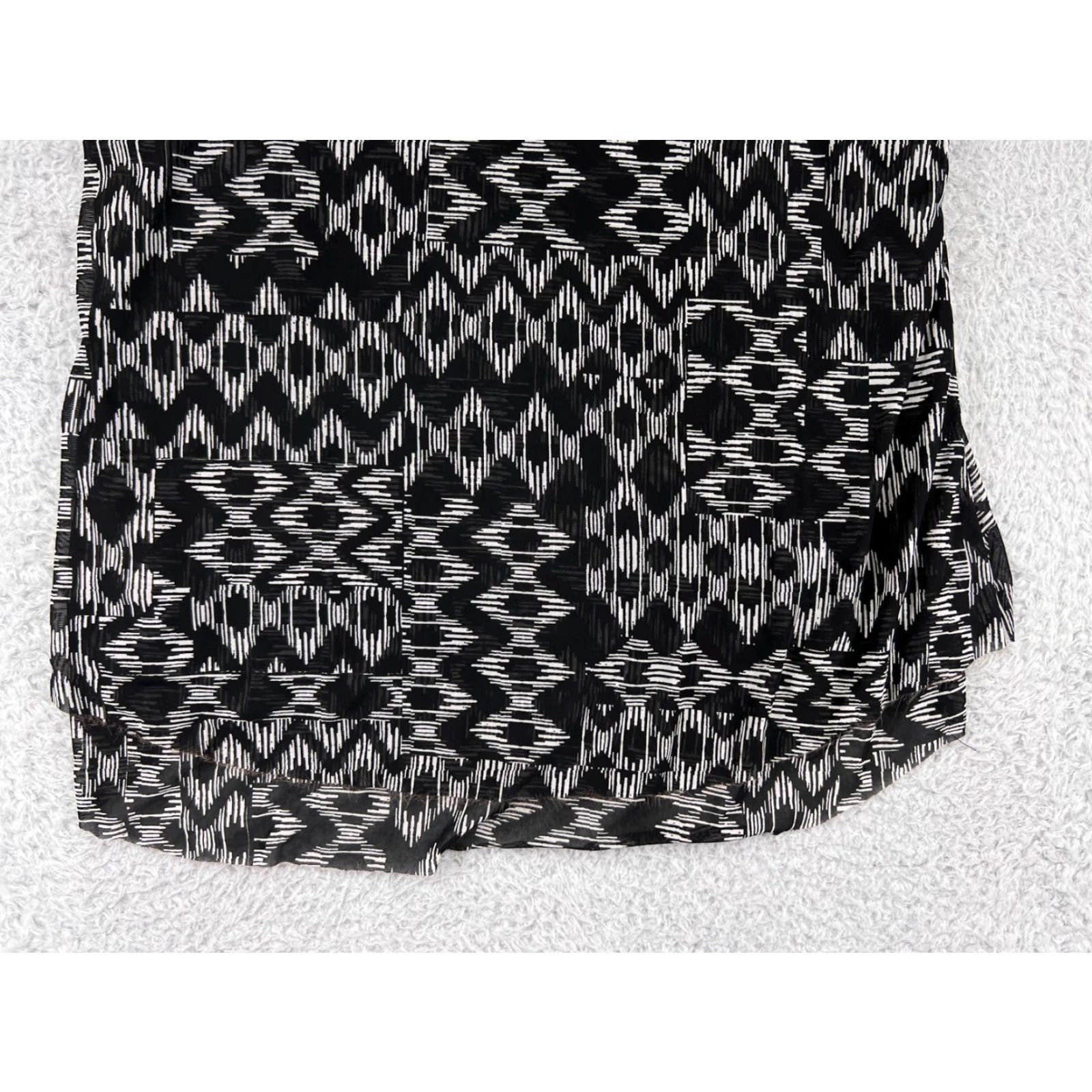 Vintage Ruby Rd Tank Women Small Black White Sleeveless Southwestern Cotton Blend Beaded Argyle/Diamond Shirt Size S / US 4 / IT 40 - 7 Thumbnail
