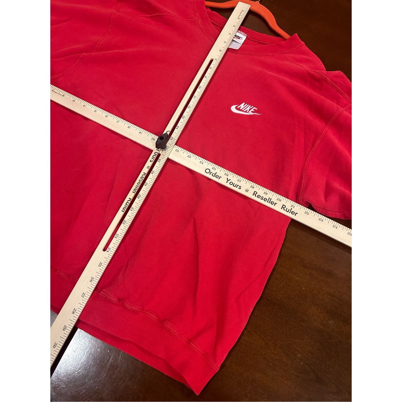 Vintage Men’s L - Vintage 1990s white Tag Nike Red Essentials Crewne Size US L / EU 52-54 / 3 - 3 Thumbnail