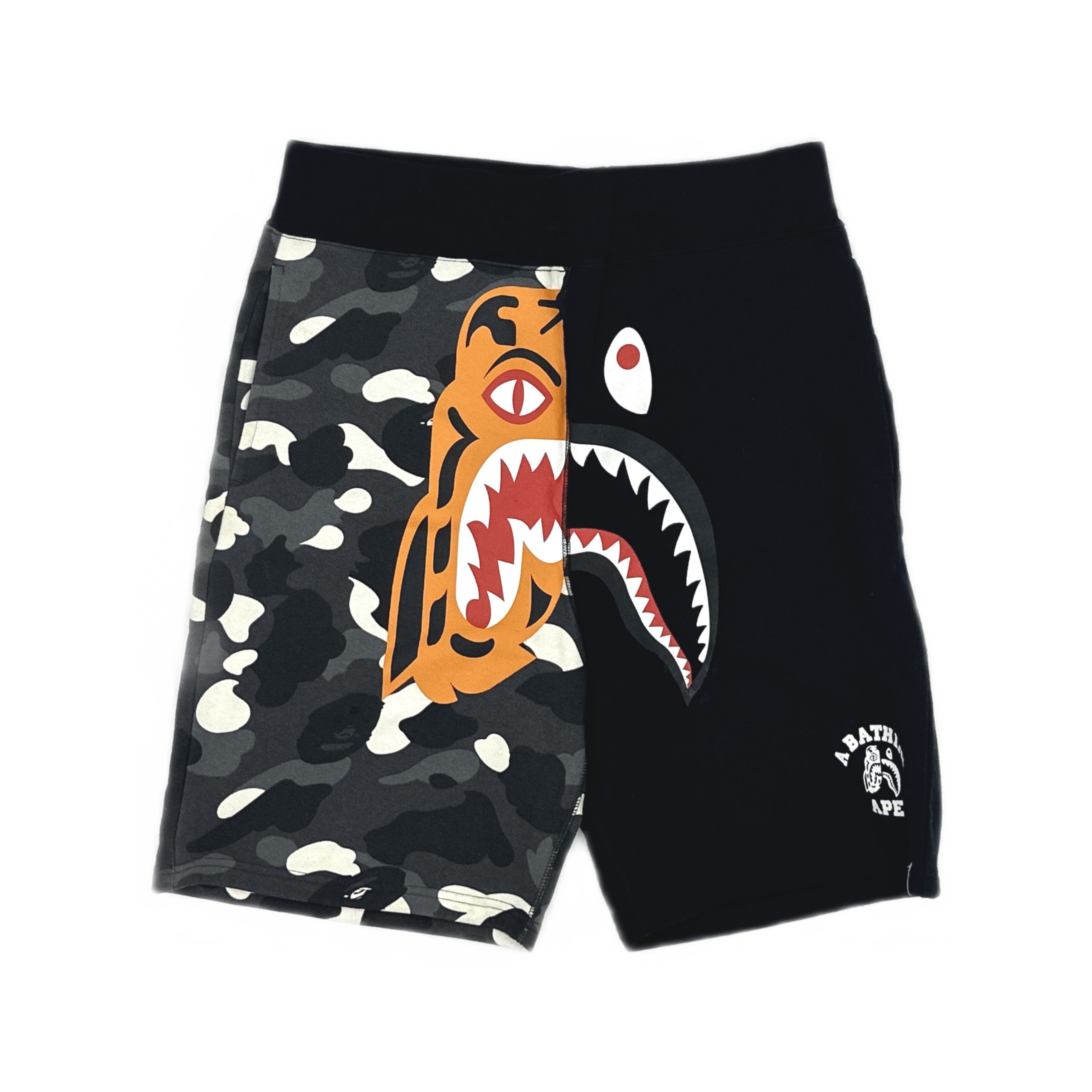 Bape A Bathing Ape Tiger Shark Camo Shorts XL Size US 36 / EU 52 - 1 Thumbnail