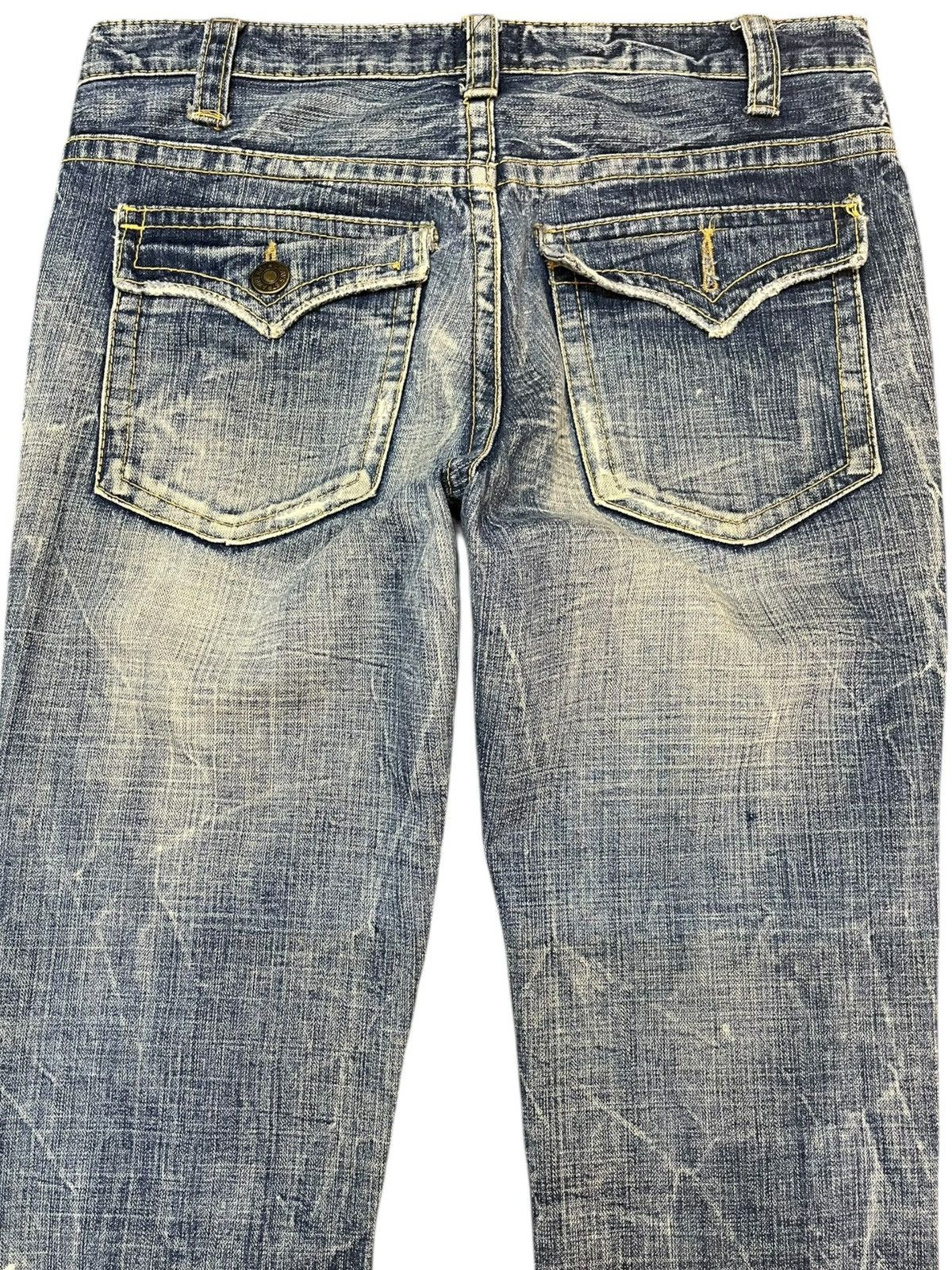 Japanese Brand × POST ARCHIVE FACTION (PAF) Vintage Leavs Strawberry Flare Faded Whiskers Grunge Denim Size US 31 - 6 Thumbnail