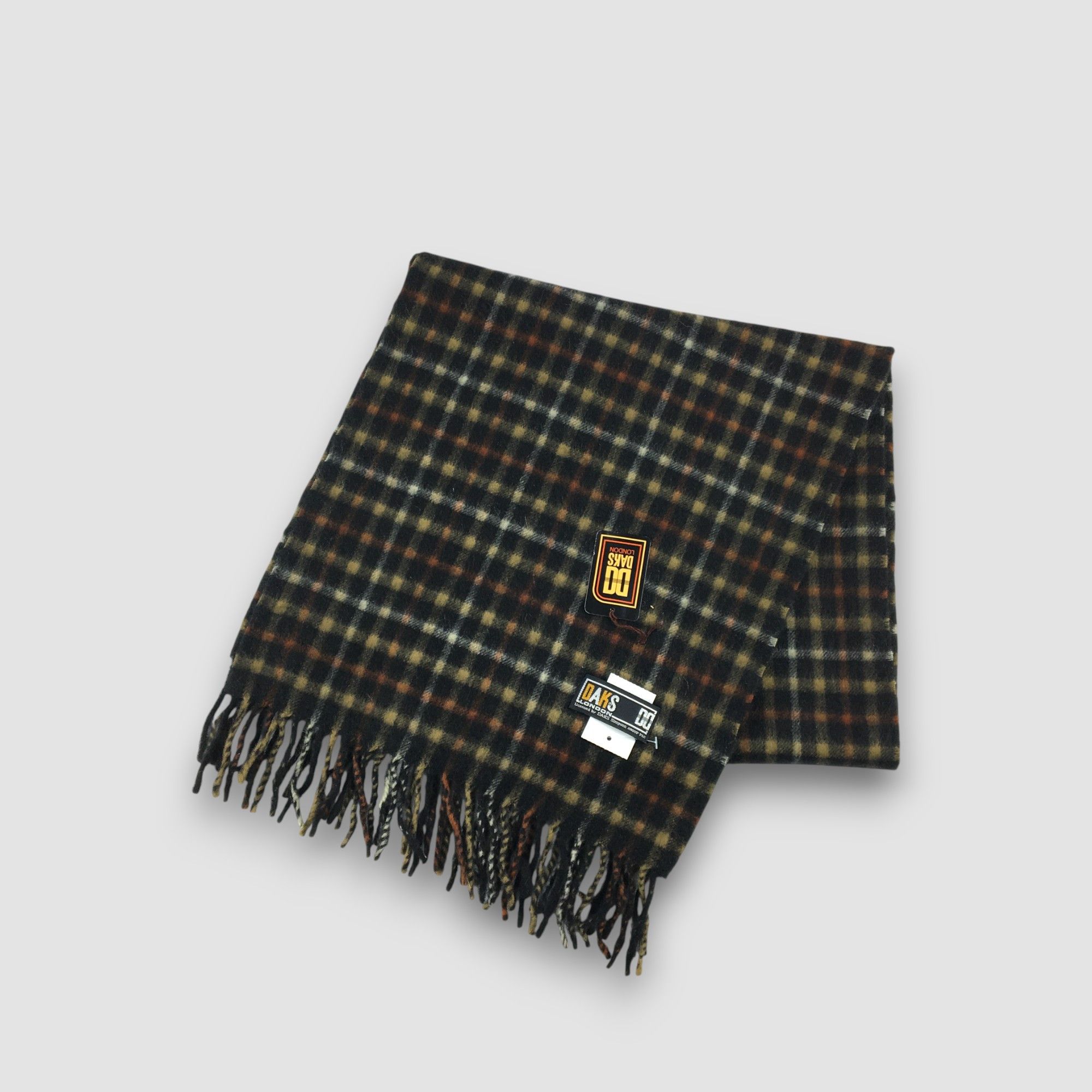 DAKS NWT Vintage Daks London Scarf Tartan Wool Fringe Scarves Size ONE SIZE - 3 Thumbnail