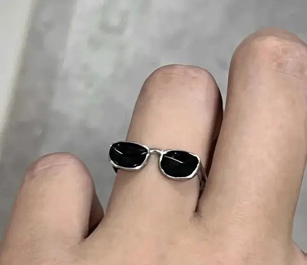 Japanese Brand × Jewelry Avant garde sunglasses ring aesthetic y2k Size ONE SIZE - 1 Thumbnail