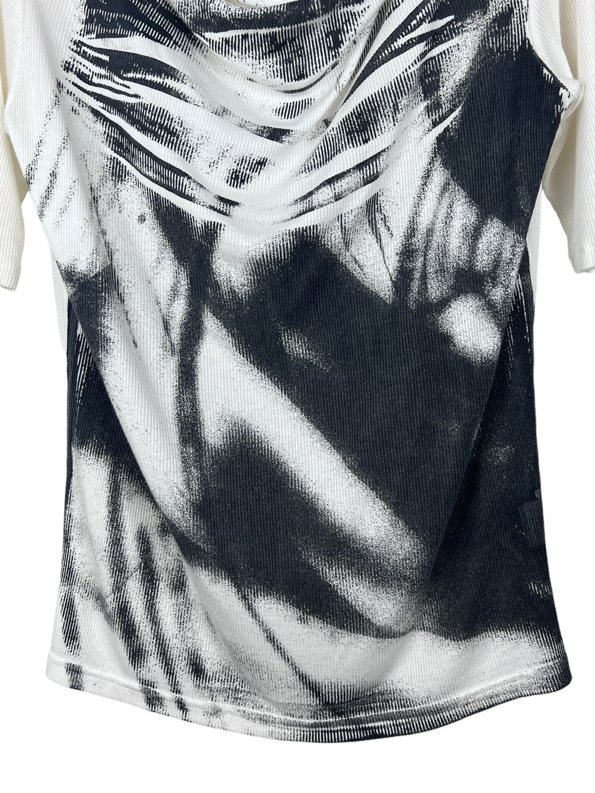 Tornado Mart Tornado Mart Trompe L’œil Printed Goth Tshirt Size US M / EU 48-50 / 2 - 9 Thumbnail