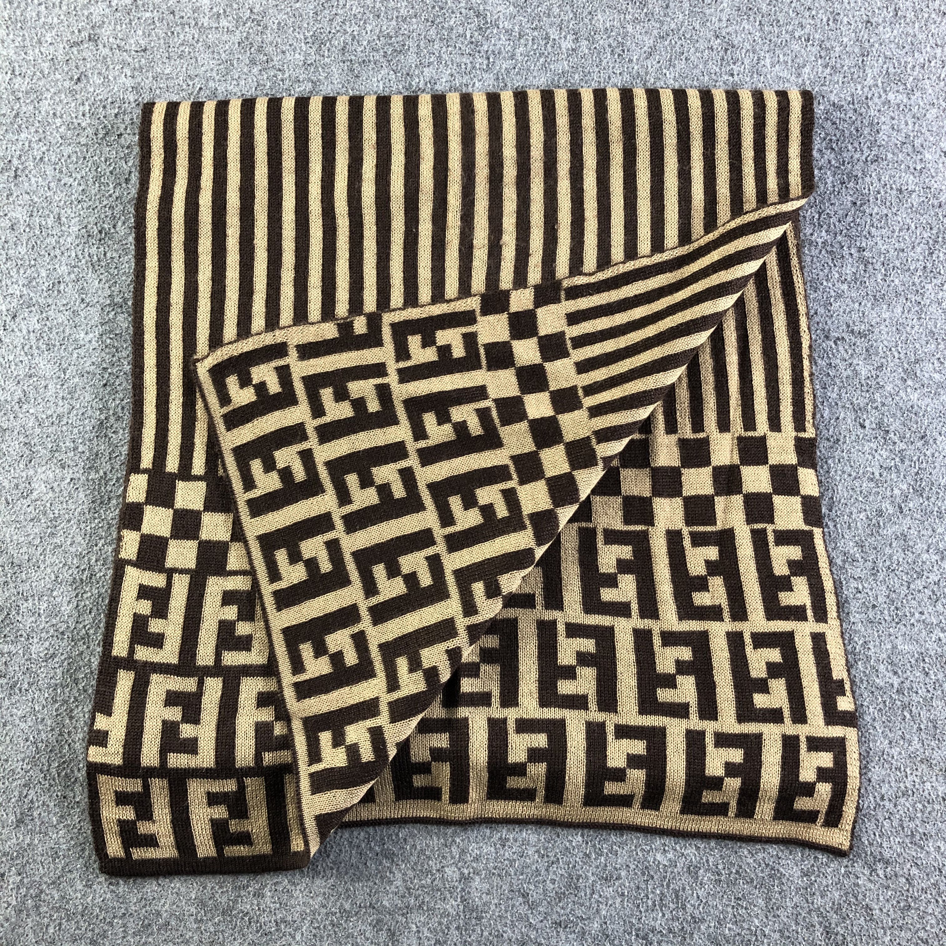 Fendi Fendi Scarf / Muffler / Neckwear P074 Size ONE SIZE - 5 Thumbnail