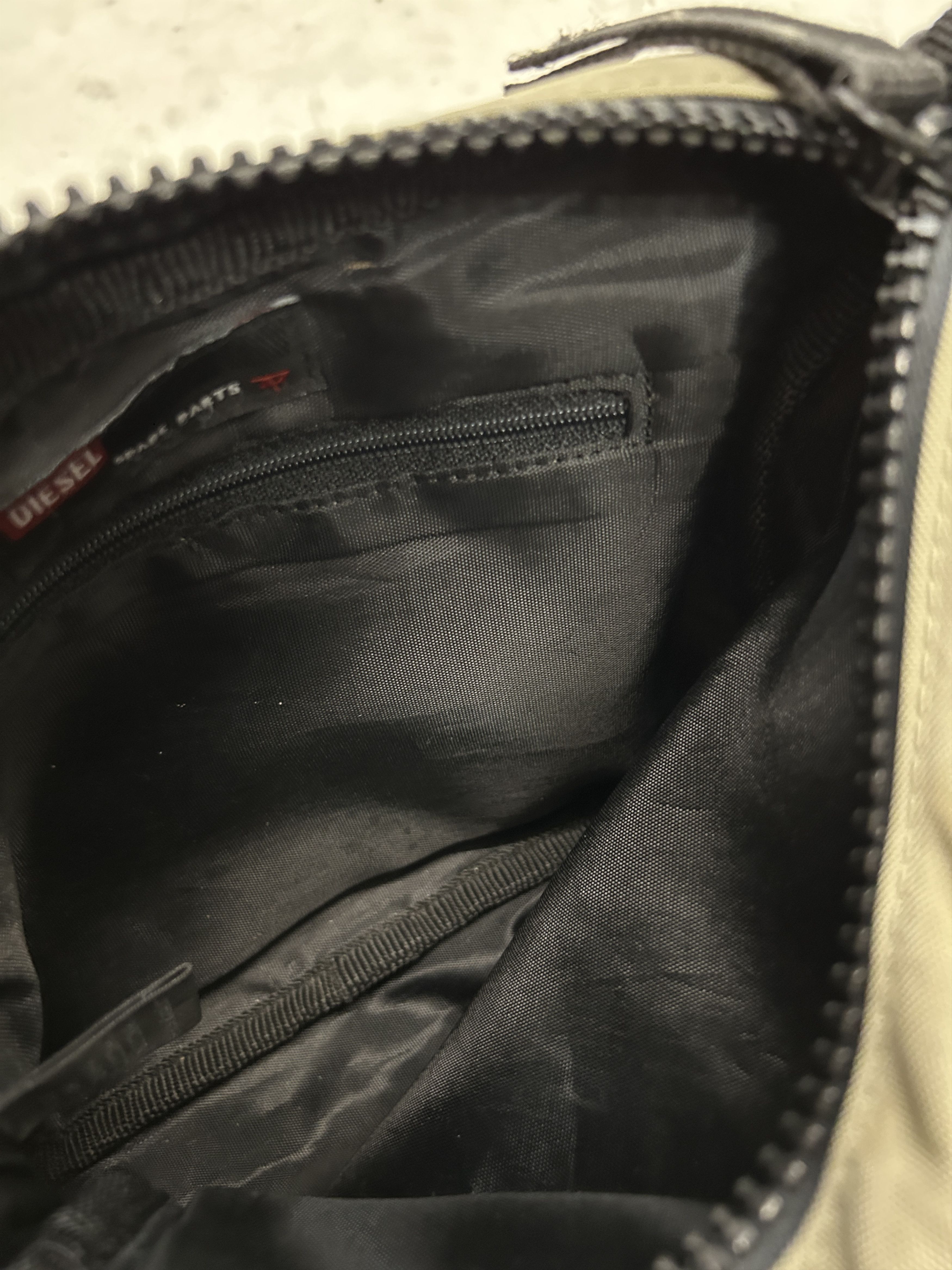 Diesel × Vintage Vintage 90s y2k Diesel shoulder crossbody bag Size ONE SIZE - 16 Thumbnail