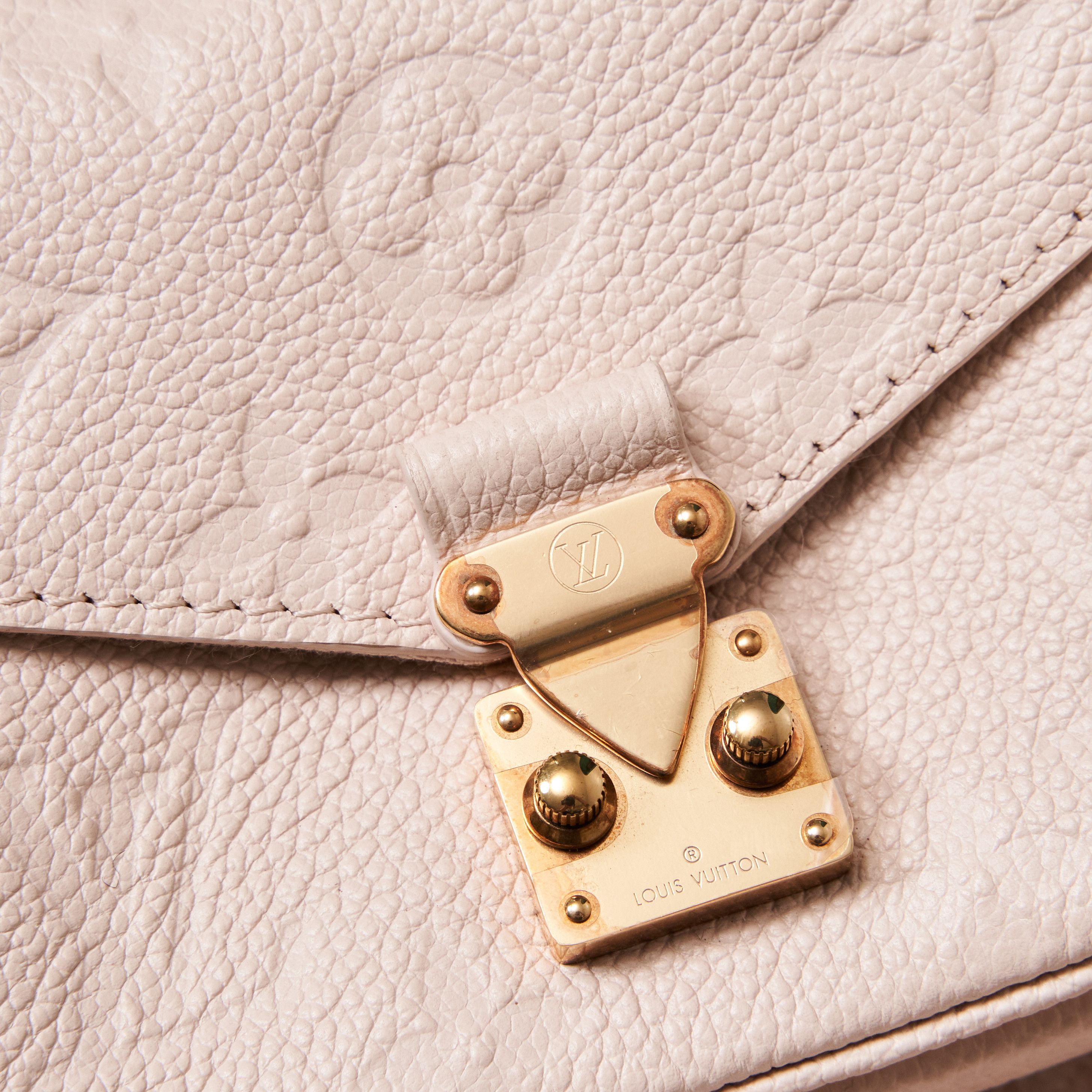 Louis Vuitton LOUIS VUITTON MICRO MÉTIS BEIGE Size ONE SIZE - 2 Thumbnail
