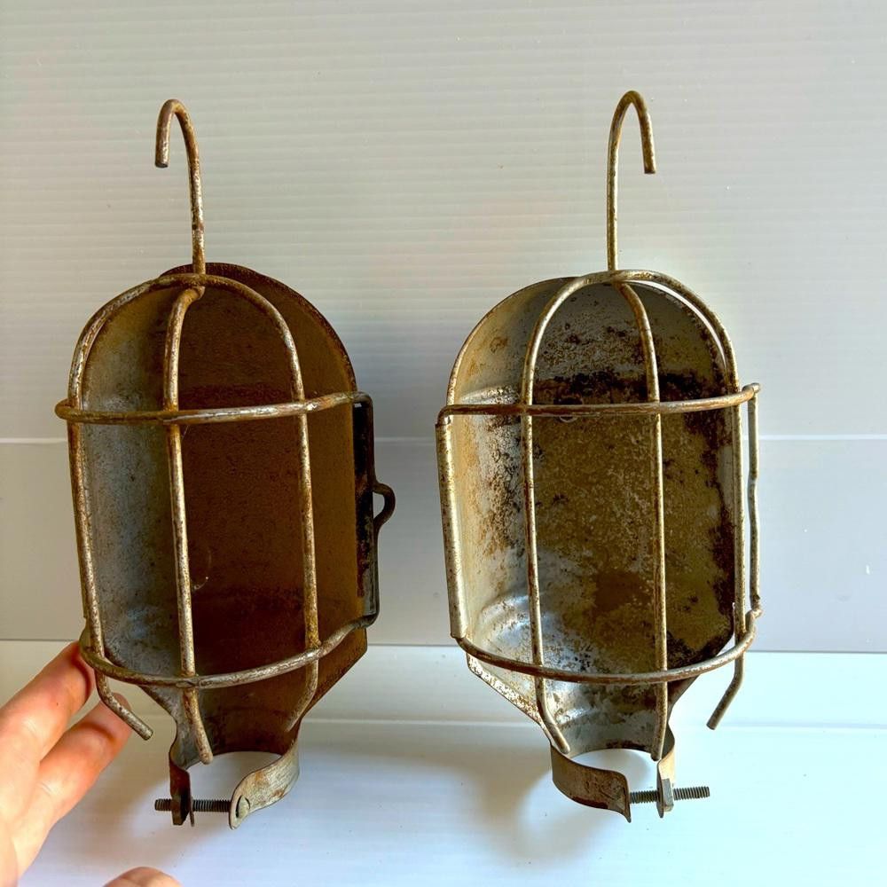 Designer Vintage Wire Bulb Cage Lamp Guard (set of 2) Size ONE SIZE - 1 Thumbnail