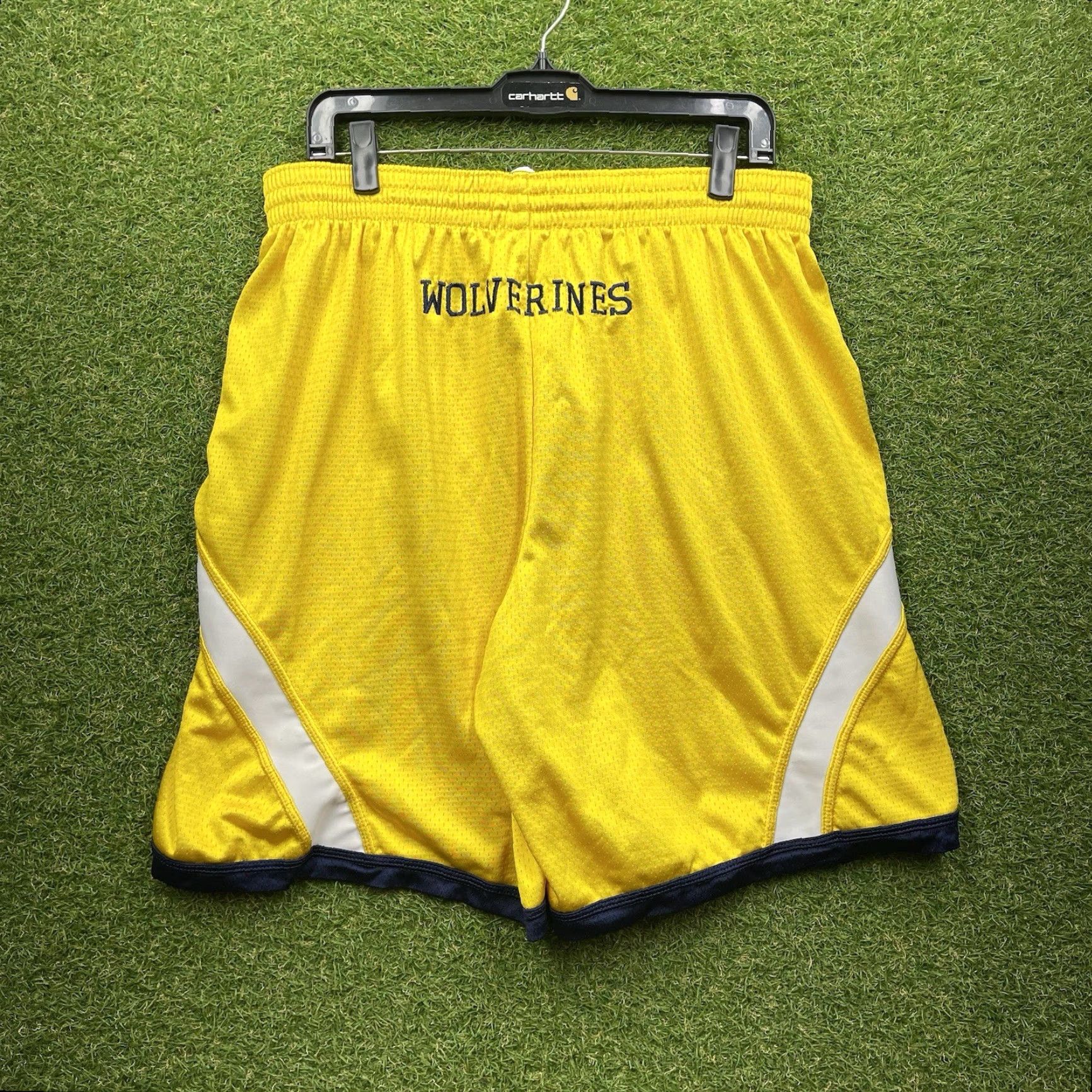 Adidas VINTAGE adidas Michigan Wolverines Shorts Mens XL Team Issued Basketball Y2K Yellow - 84 characters Size US 36 / EU 52 - 2 Thumbnail
