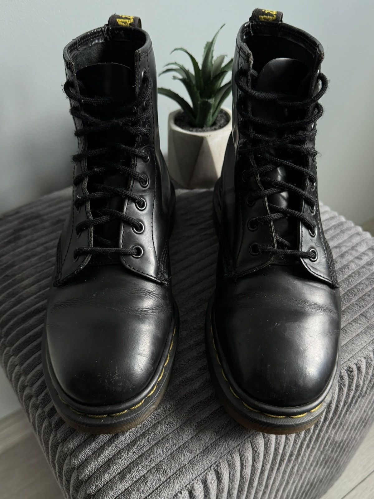 Dr. Martens Dr.Martens 1460 8 Eye Leather Boots Size US 10 / IT 40 - 4 Thumbnail
