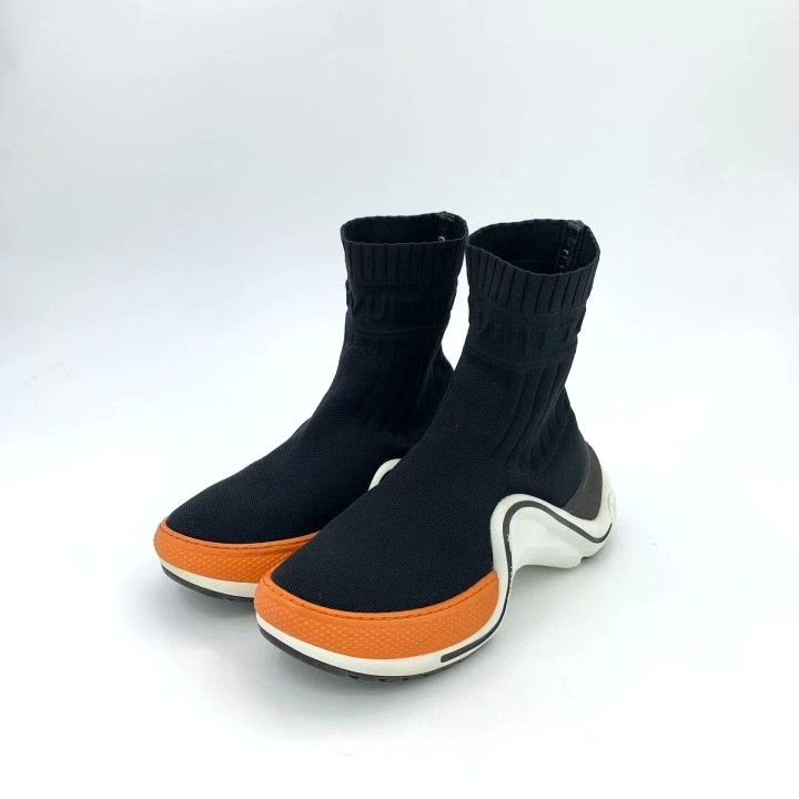 Louis Vuitton Louis Vuitton Black Letter Emboss Platform High-Top Sneakers Size US 5 / IT 35 - 1 Thumbnail