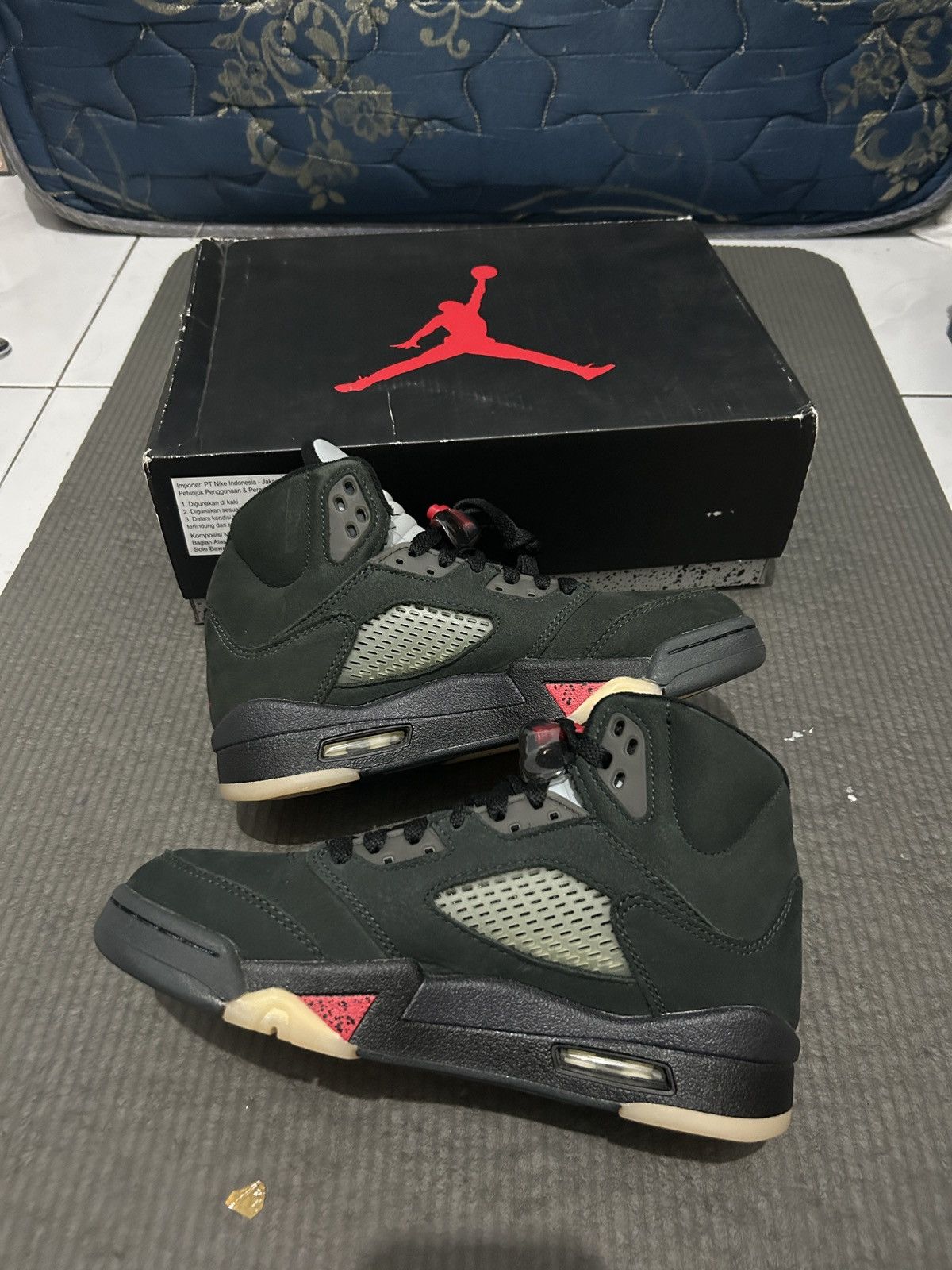 Jordan Brand air jordan 5 goretex off noir Size US 6.5 / IT 36.5 - 2 Thumbnail