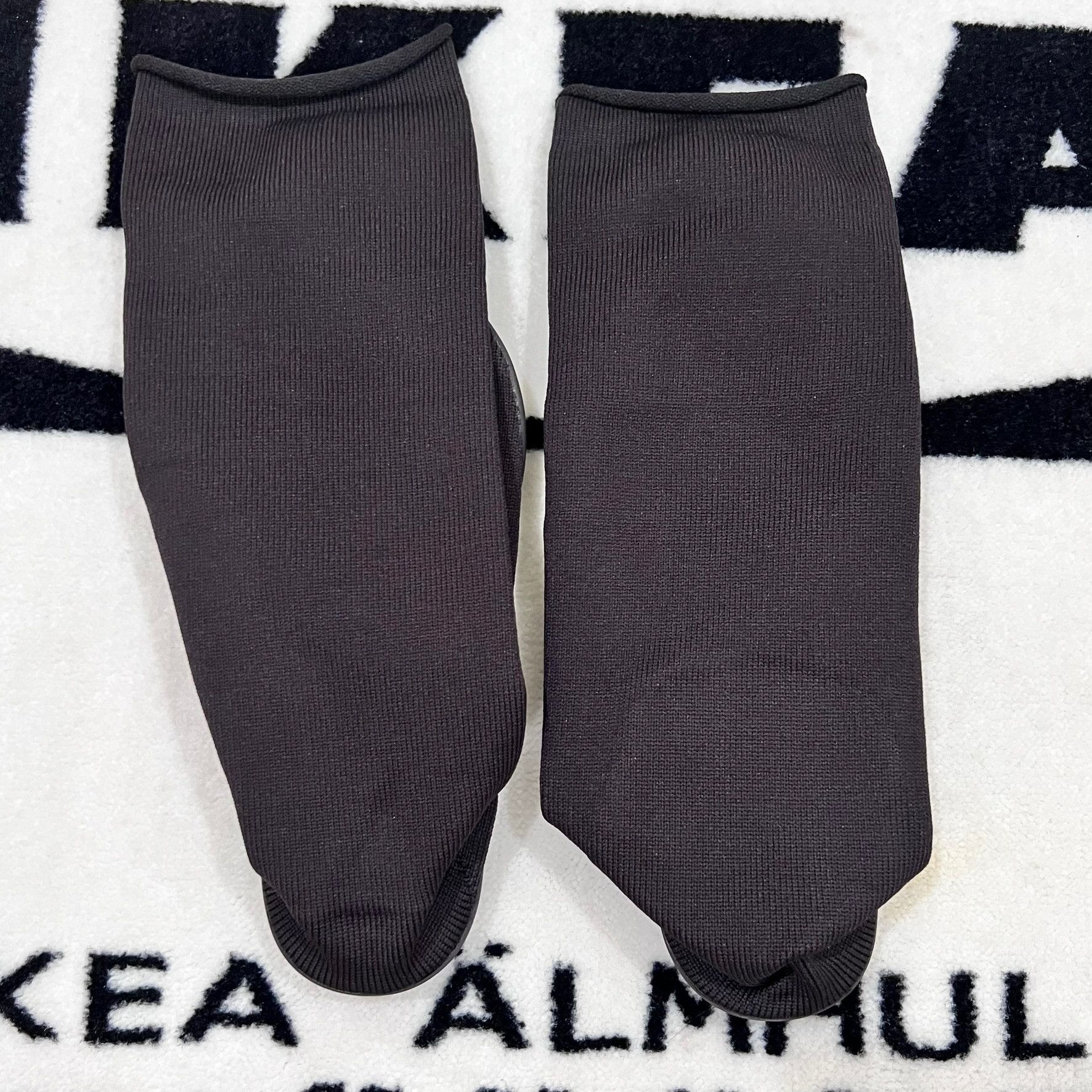 Yeezy Yeezy Pods Sock Thin Sole Sandals / Shoes Size US 6 / EU 39 - 5 Thumbnail