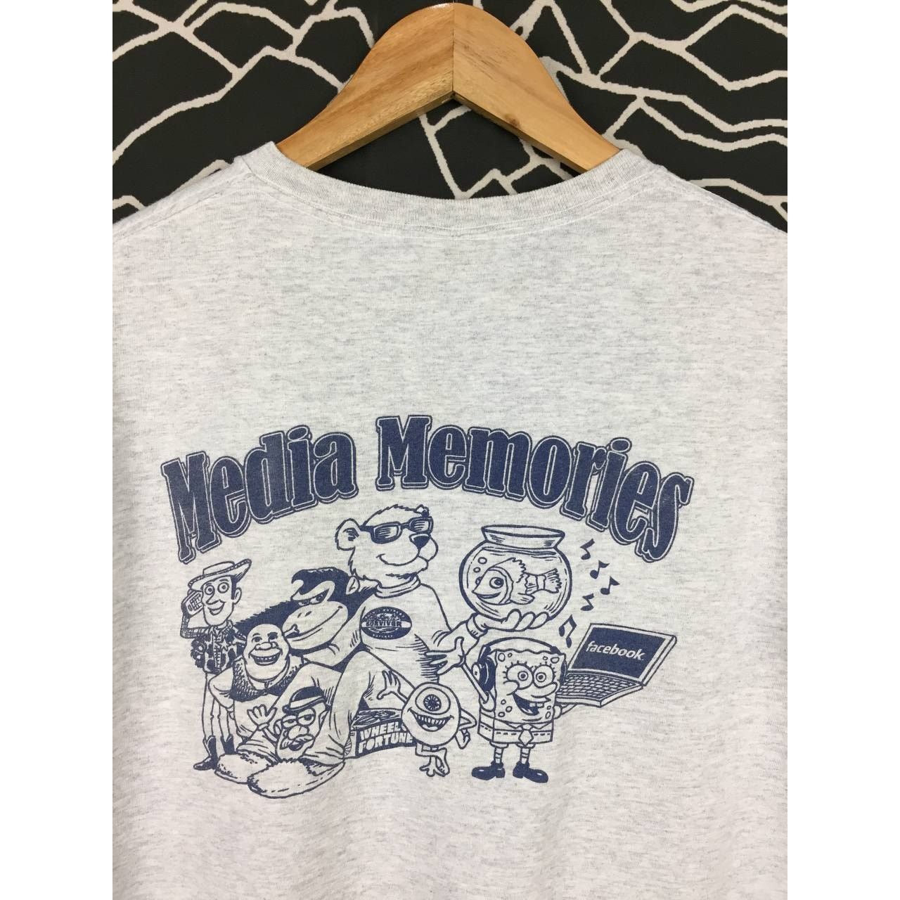 Fruit Of The Loom × Vintage Vtg Y2K Media Memories Franklin All night Party Tee Size US M / EU 48-50 / 2 - 3 Thumbnail