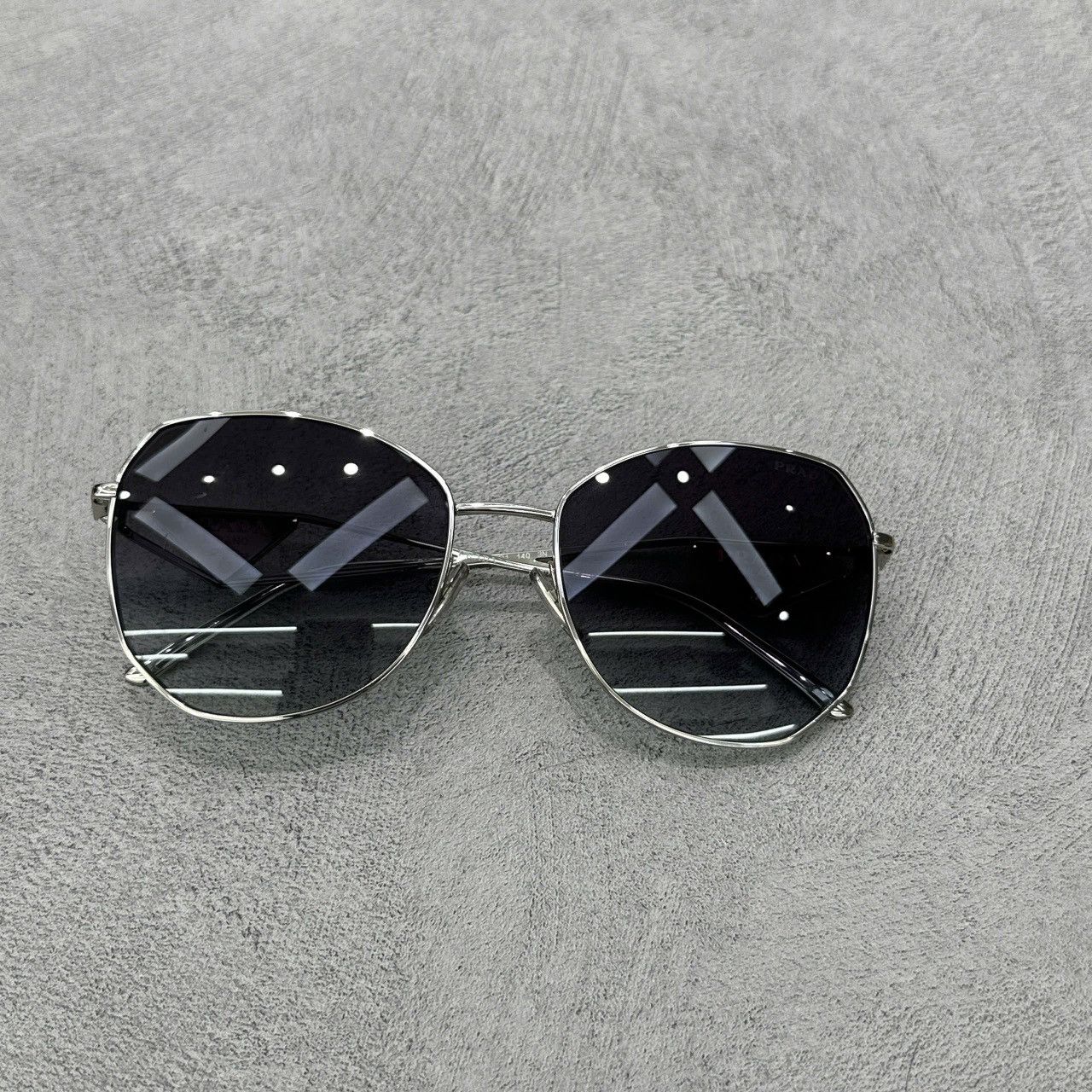 Prada PRADA 0PR 57YS 1BC5D1 SUNGLASSES Size ONE SIZE - 2 Thumbnail