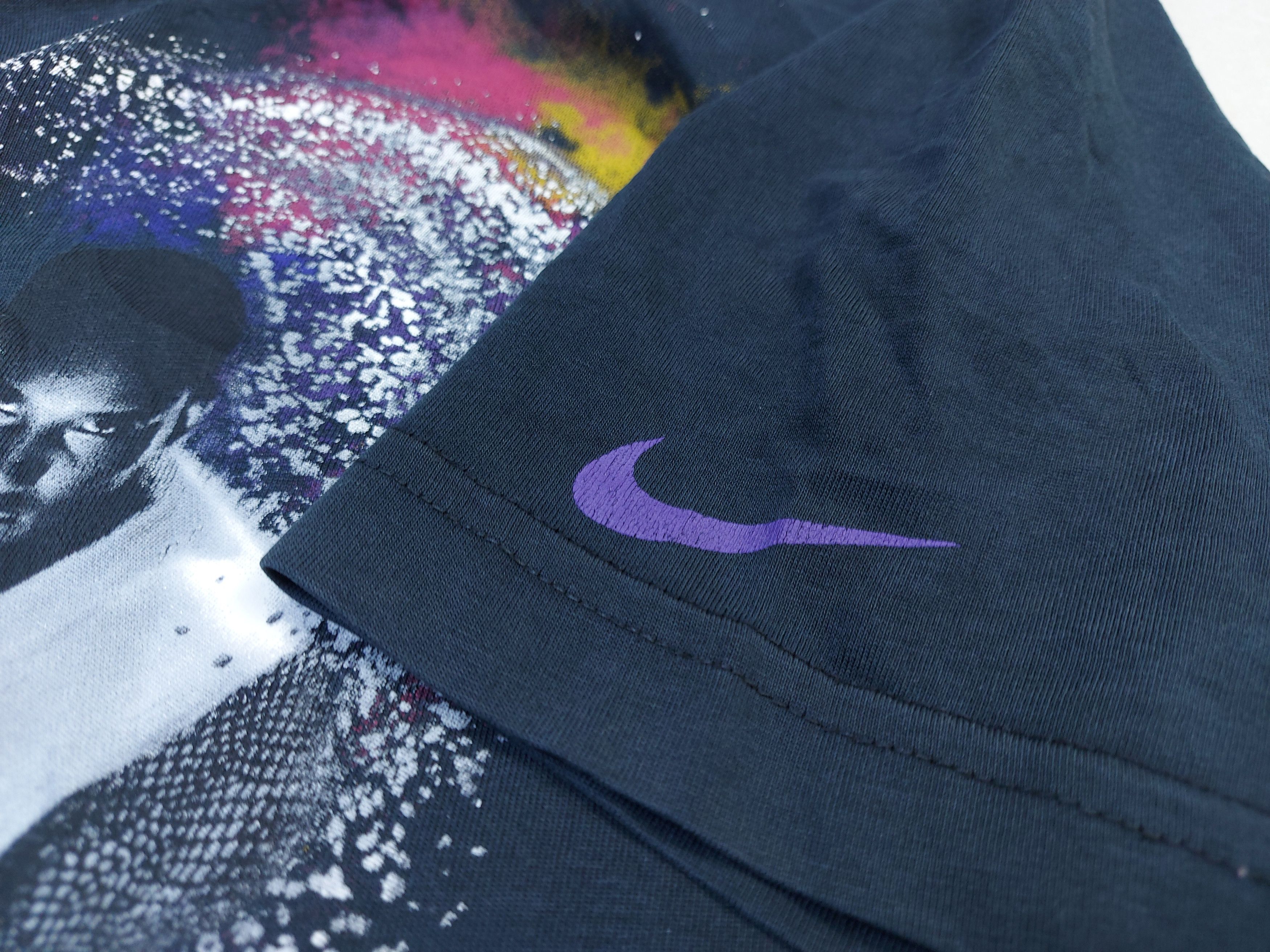 Nike × Vintage Nike Dri-Fit Kobe Bryant Space TEE Size US M / EU 48-50 / 2 - 5 Thumbnail