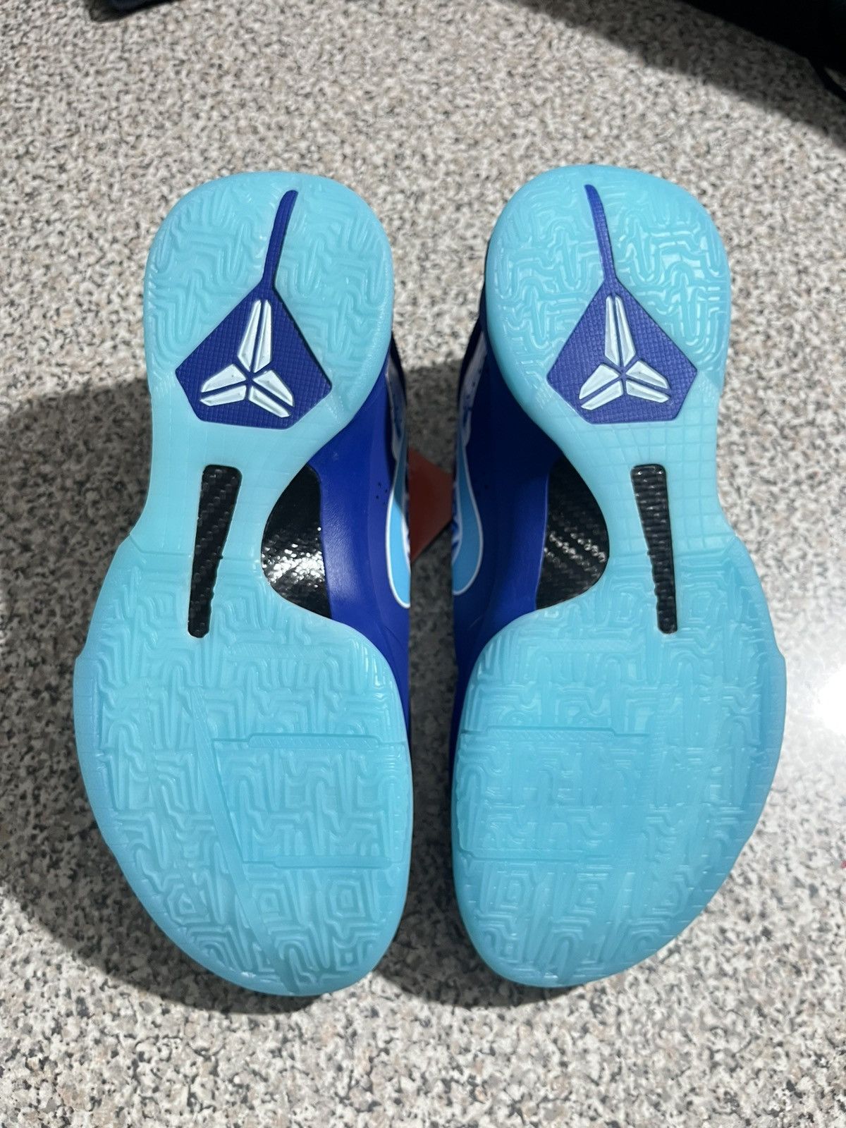 Nike Kobe V protro X-Ray Size US 10 / EU 43 - 5 Thumbnail
