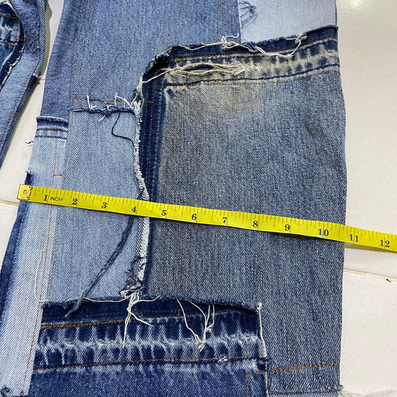 Levi's Vintage Levis 550 Relaxed Fit Patchwork Reworked Denim Size US 33 - 19 Thumbnail