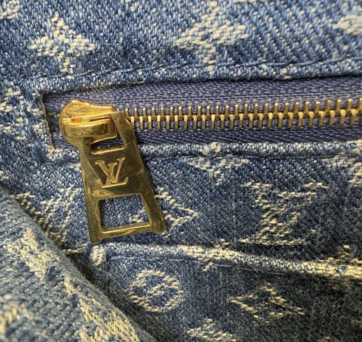 Louis Vuitton Louis Vuitton ON-THE-GO MM Size ONE SIZE - 9 Thumbnail
