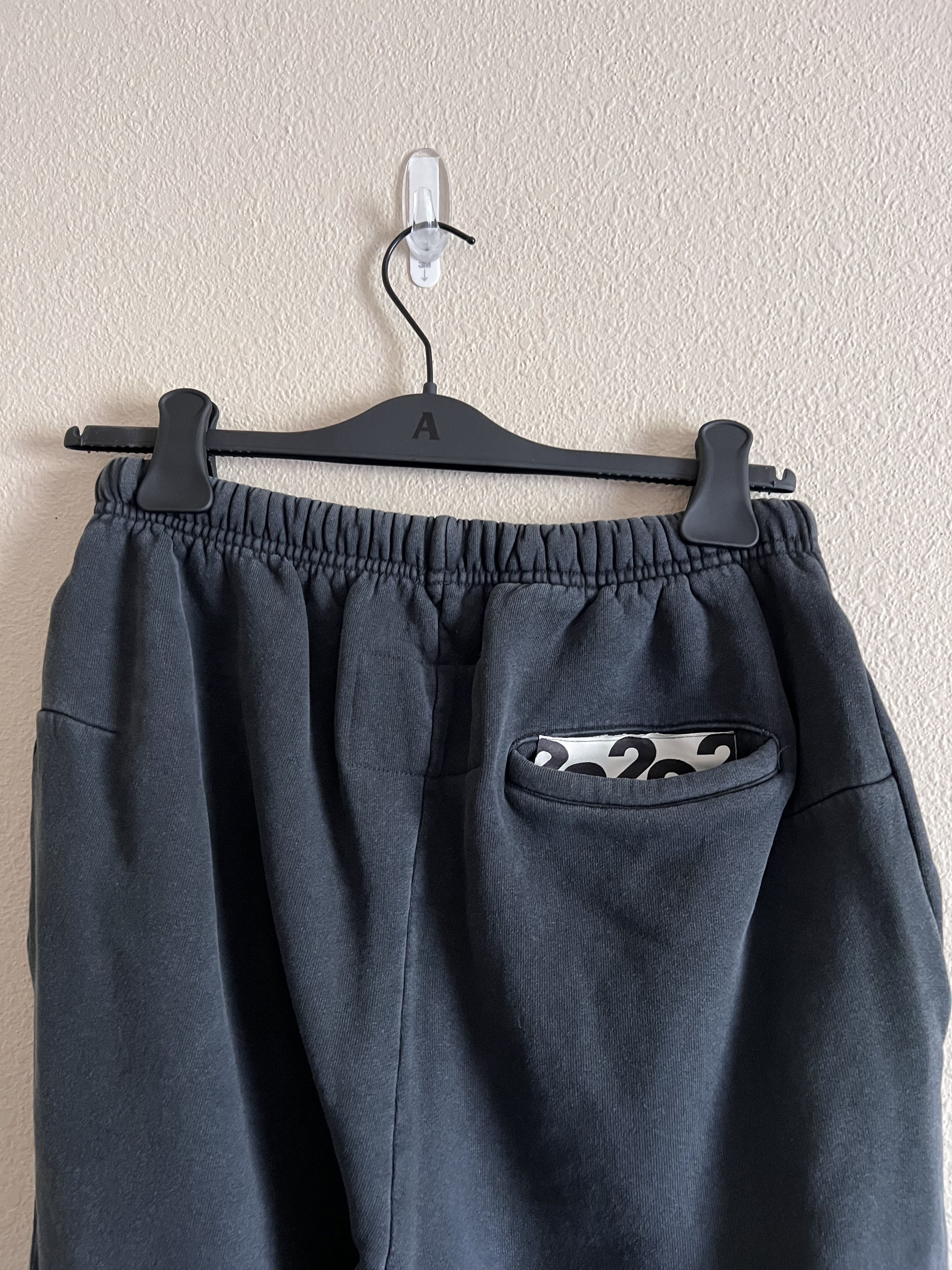 RRR-123 RRR-123 Holy Holy Sweatpants in Vintage Black Size US 32 / EU 48 - 7 Thumbnail