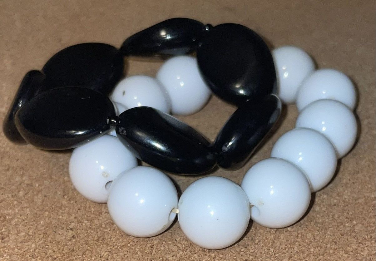 Vintage Vintage 1960’s Estate Bakelite Mod Bracelet Set Size ONE SIZE - 3 Thumbnail