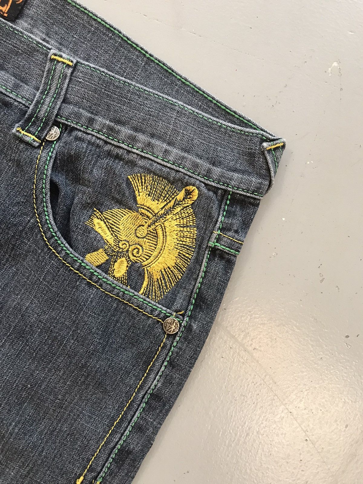 JNCO × Southpole × Vintage Vintage jinzu thread embroidered straight fit denim Size US 38 / EU 54 - 9 Thumbnail