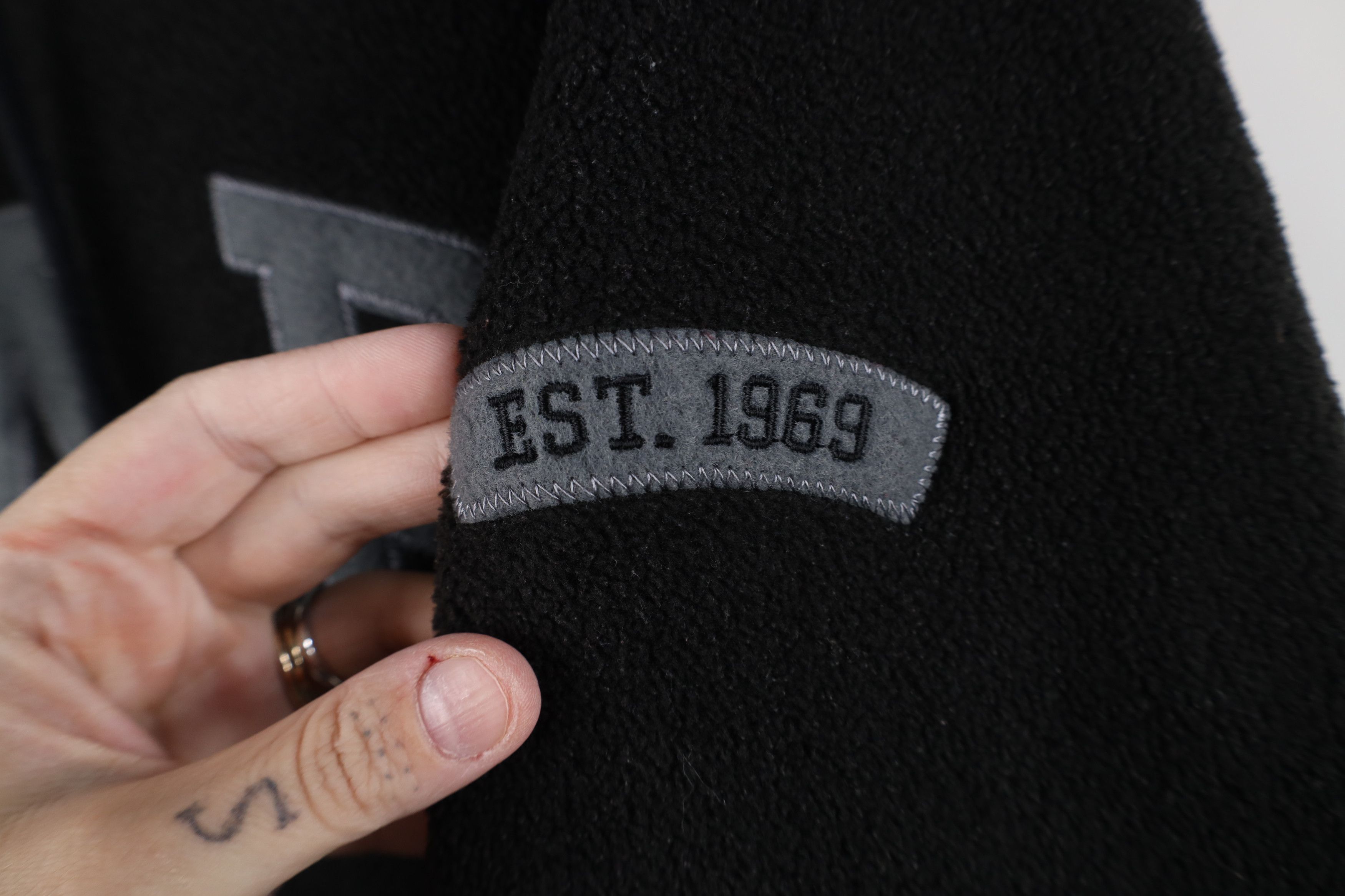 Gap Vintage 90s Y2K Gap Spell Block Letter Fleece Hoodie Black Size US S / EU 44-46 / 1 - 4 Thumbnail