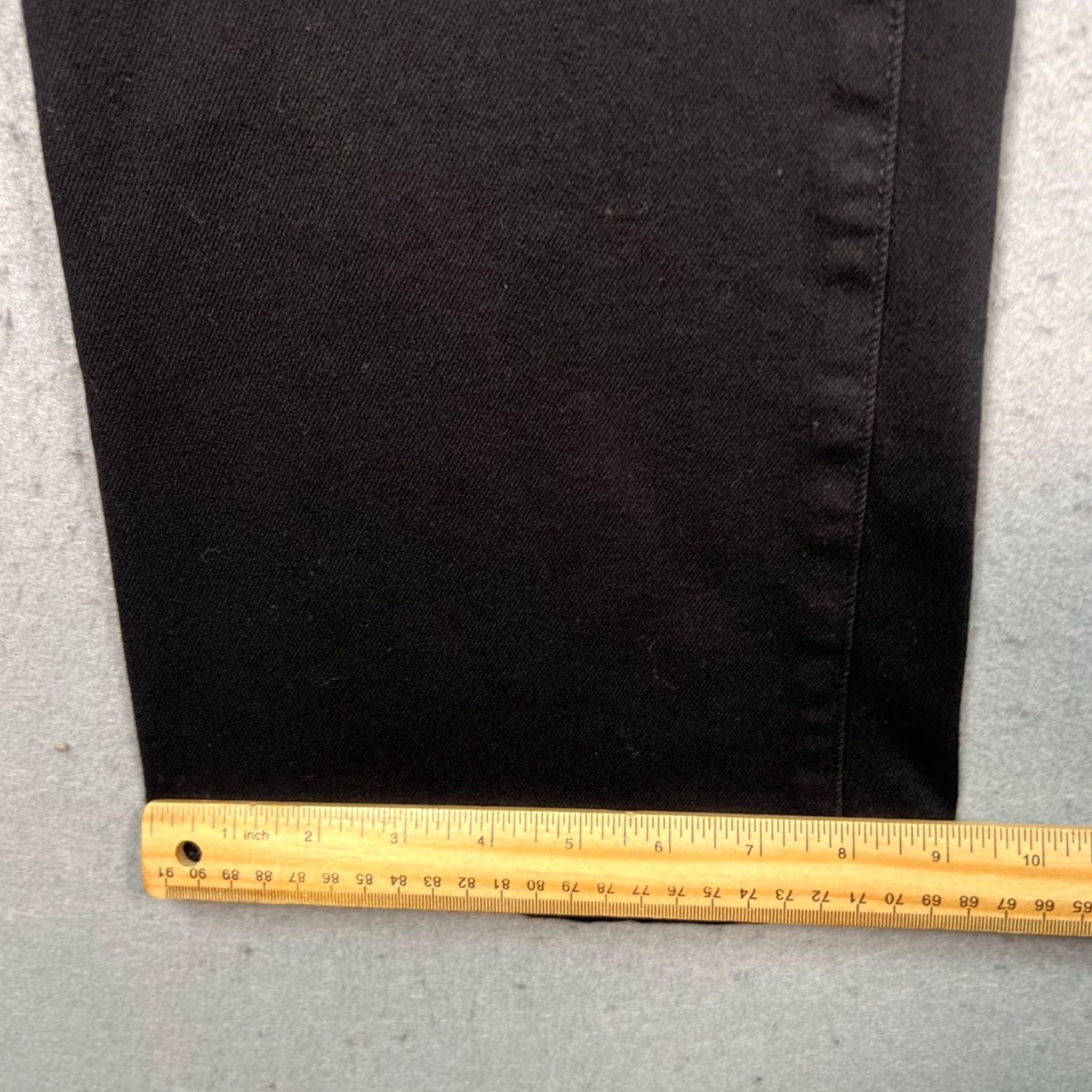 Uniqlo Uniqlo Womens Medium Black Straight Leg Stretch Pants 28 in Waist 27 in Inseam Adult Regular Modern Ankle Pants Size 32" / US 10 / IT 46 - 7 Thumbnail