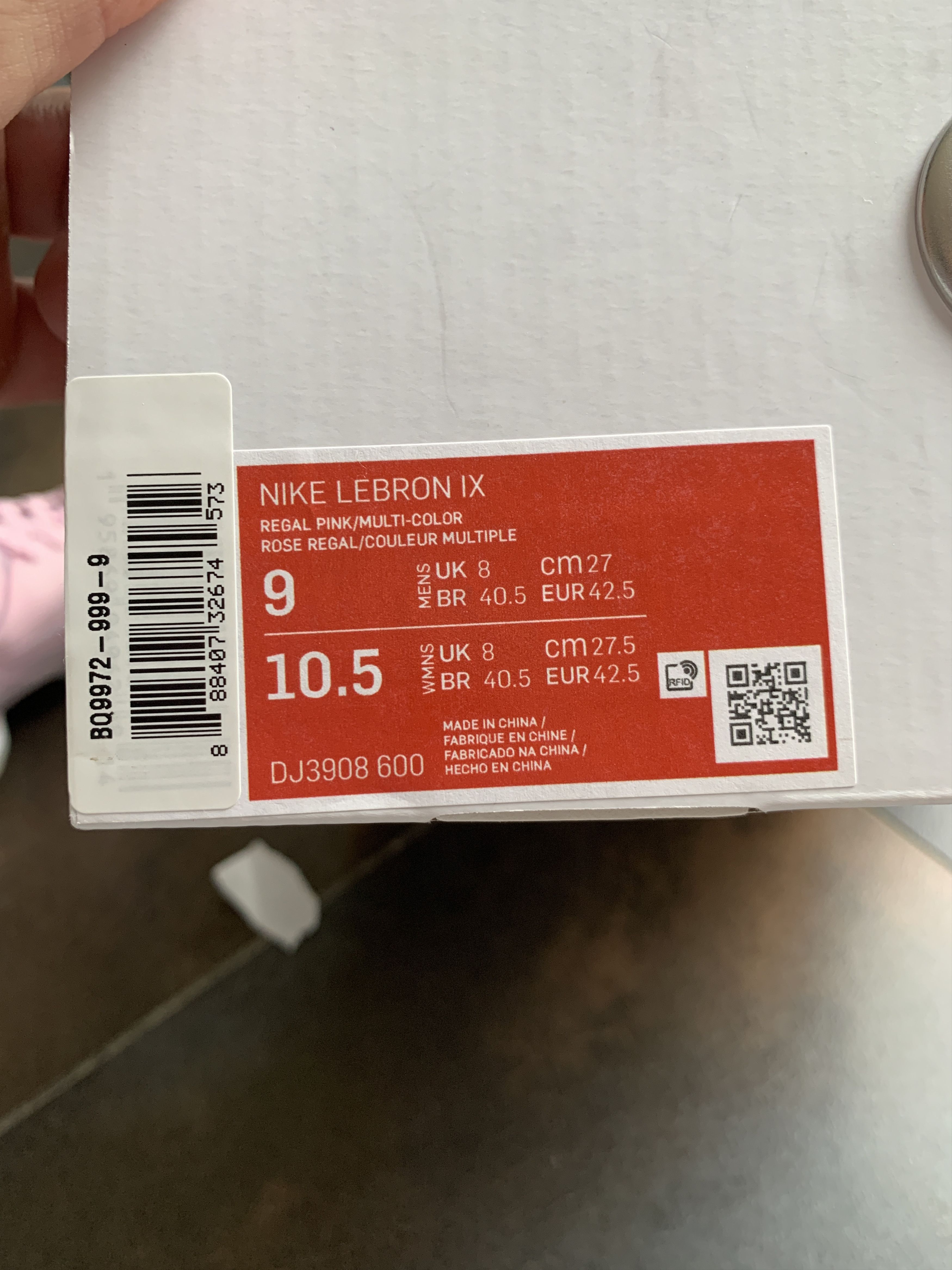 Nike NIKE LEBRON IX 9 US sneakers new 100% authentiques NO BOX Size US 9 / EU 42 - 9 Thumbnail