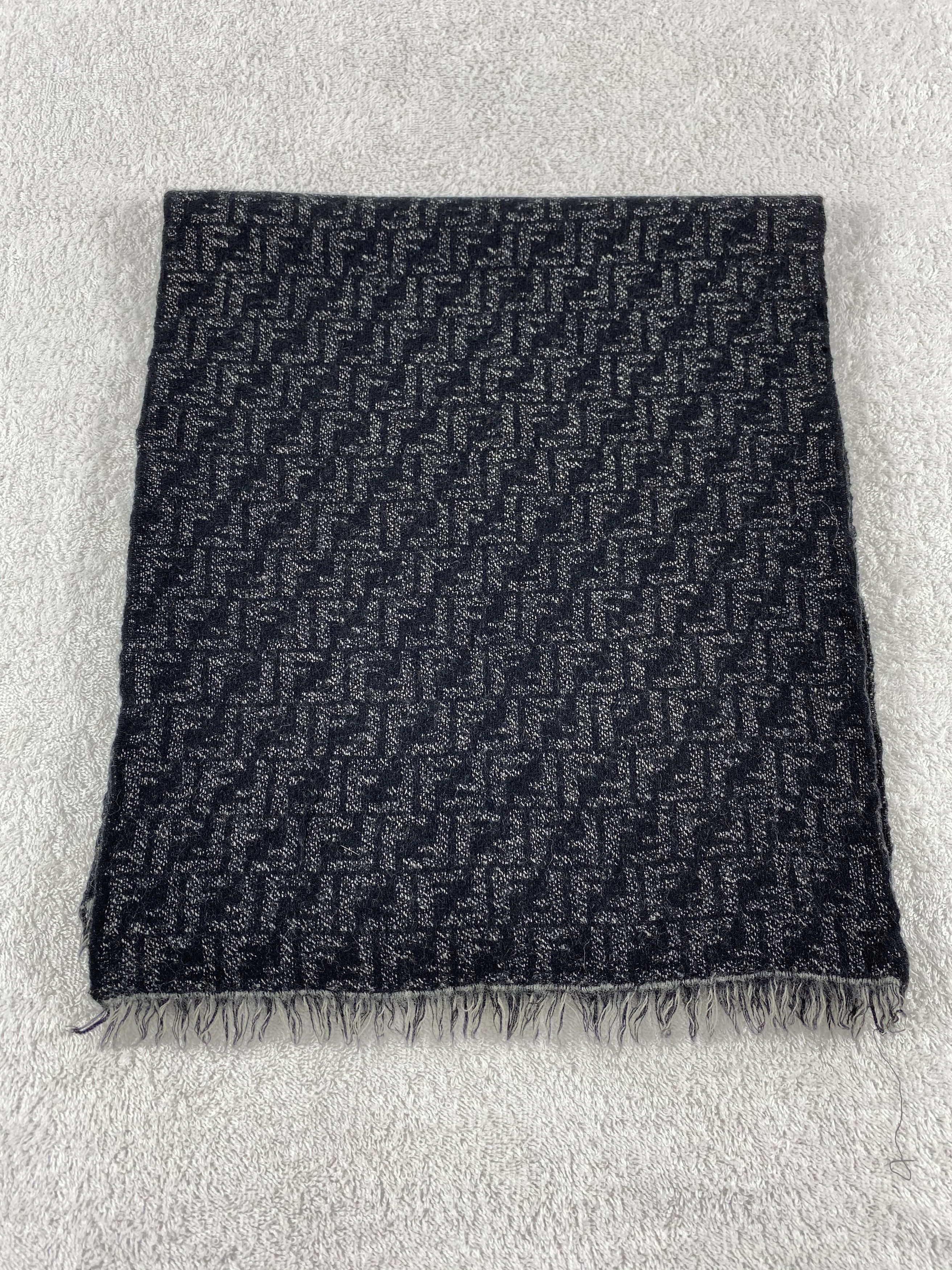 Fendi Vintage Fendi Scarf/Muffler/Neckwear MF664 Size ONE SIZE - 2 Thumbnail