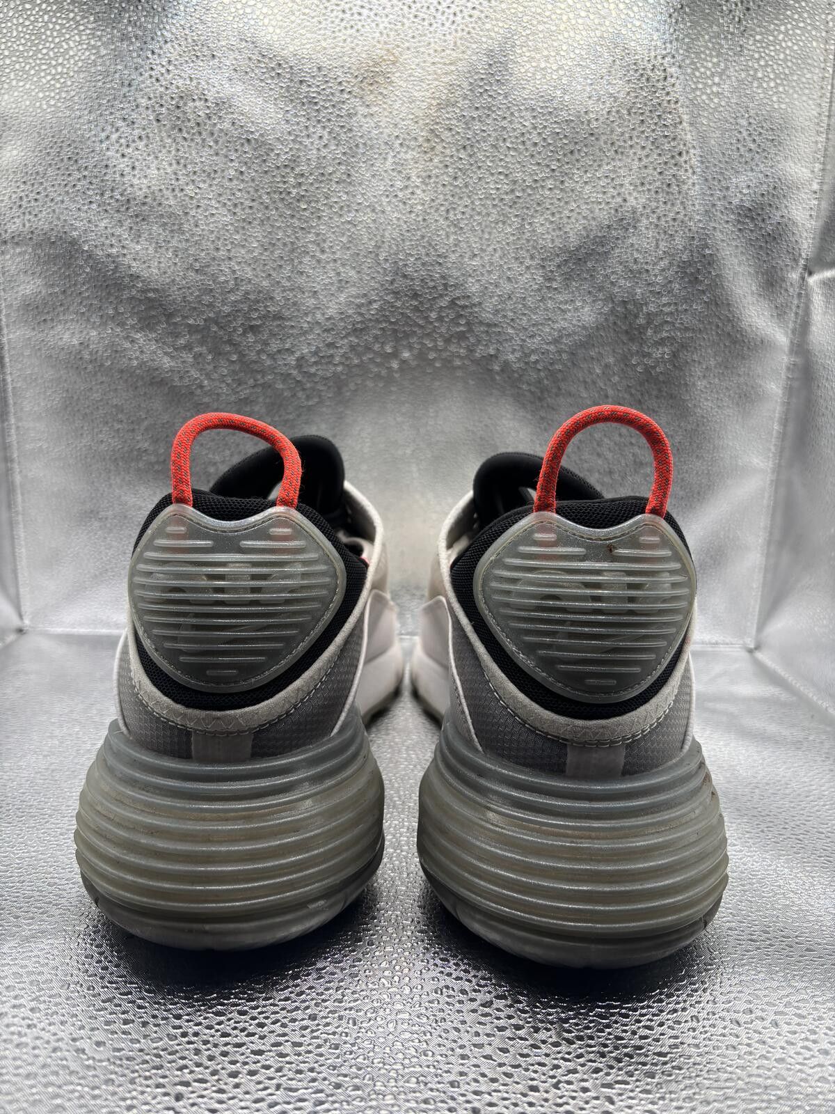 Nike Nike air max 2090 pure platinum Size US 13 / EU 46 - 4 Thumbnail