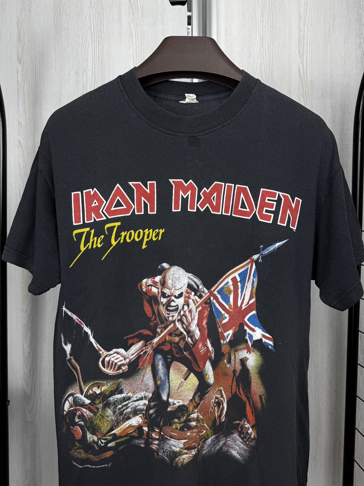 Fruit Of The Loom Vintage 1998 Iron Maiden The Trooper Black Band Tee size M-L Size US L / EU 52-54 / 3 - 3 Thumbnail