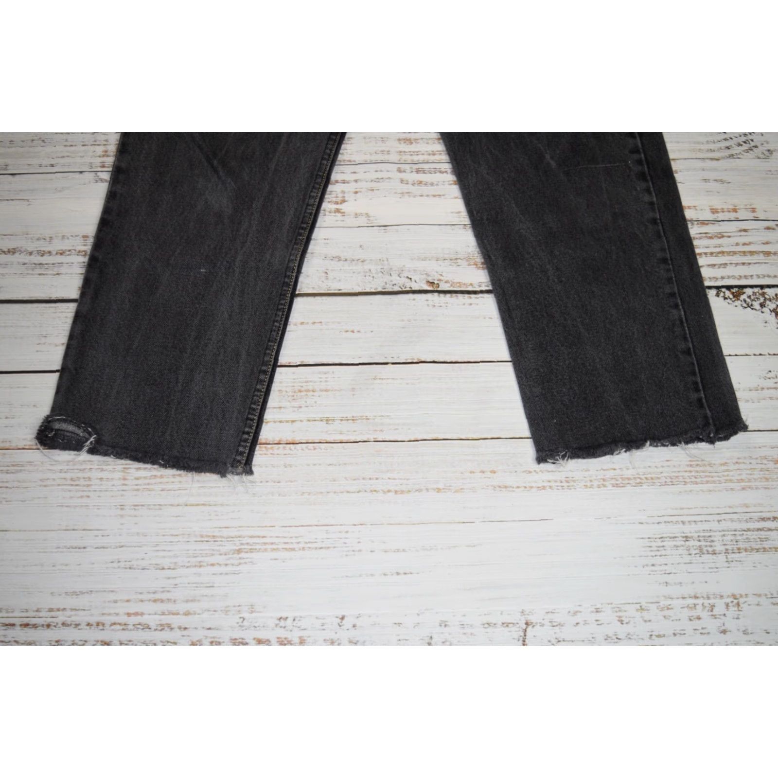 Levi's VINTAGE Levi's 510 Jeans Women 29 High Waist Tapered 80s Cut Hem Black Faded Womens Size 29" - 3 Thumbnail