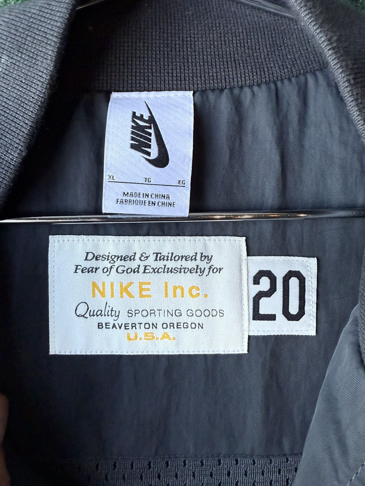 Fear of God × Nike USED NIKE X FOG X NBA CROSSOVER LOOSE S/S SHIRT SIZE XL Size US XL / EU 56 / 4 - 8 Thumbnail