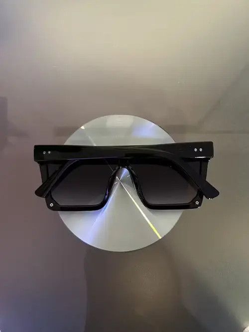 Electric Visual × Japanese Brand Oversized Tinted Sunglasses (black) Size ONE SIZE - 3 Thumbnail