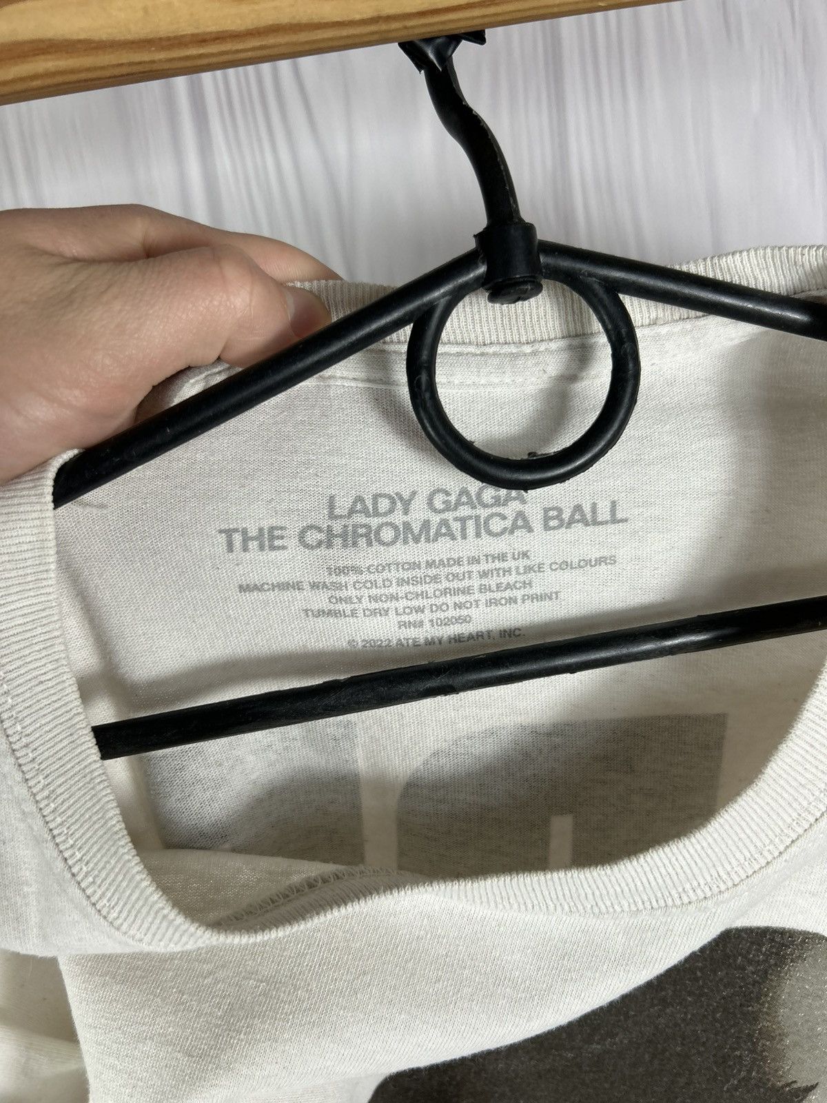 Band Tees Lady Gaga The Chromatica Ball Be Free Tour T-Shirt Size L Size US M / EU 48-50 / 2 - 14 Thumbnail