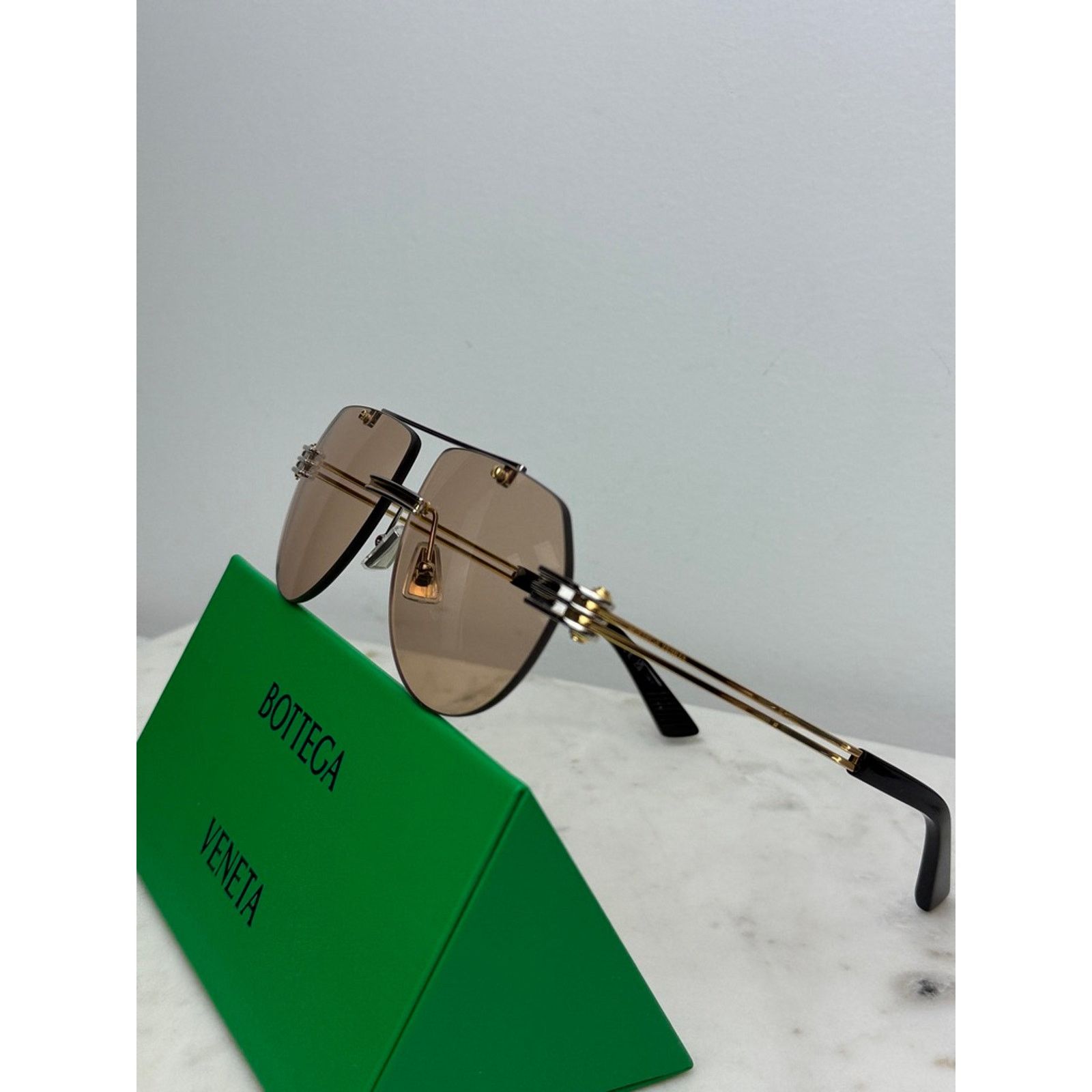 Bottega Veneta NEW Bottega Veneta BV1342S Two Toned Aviator Sunglasses $730 Size ONE SIZE - 4 Thumbnail