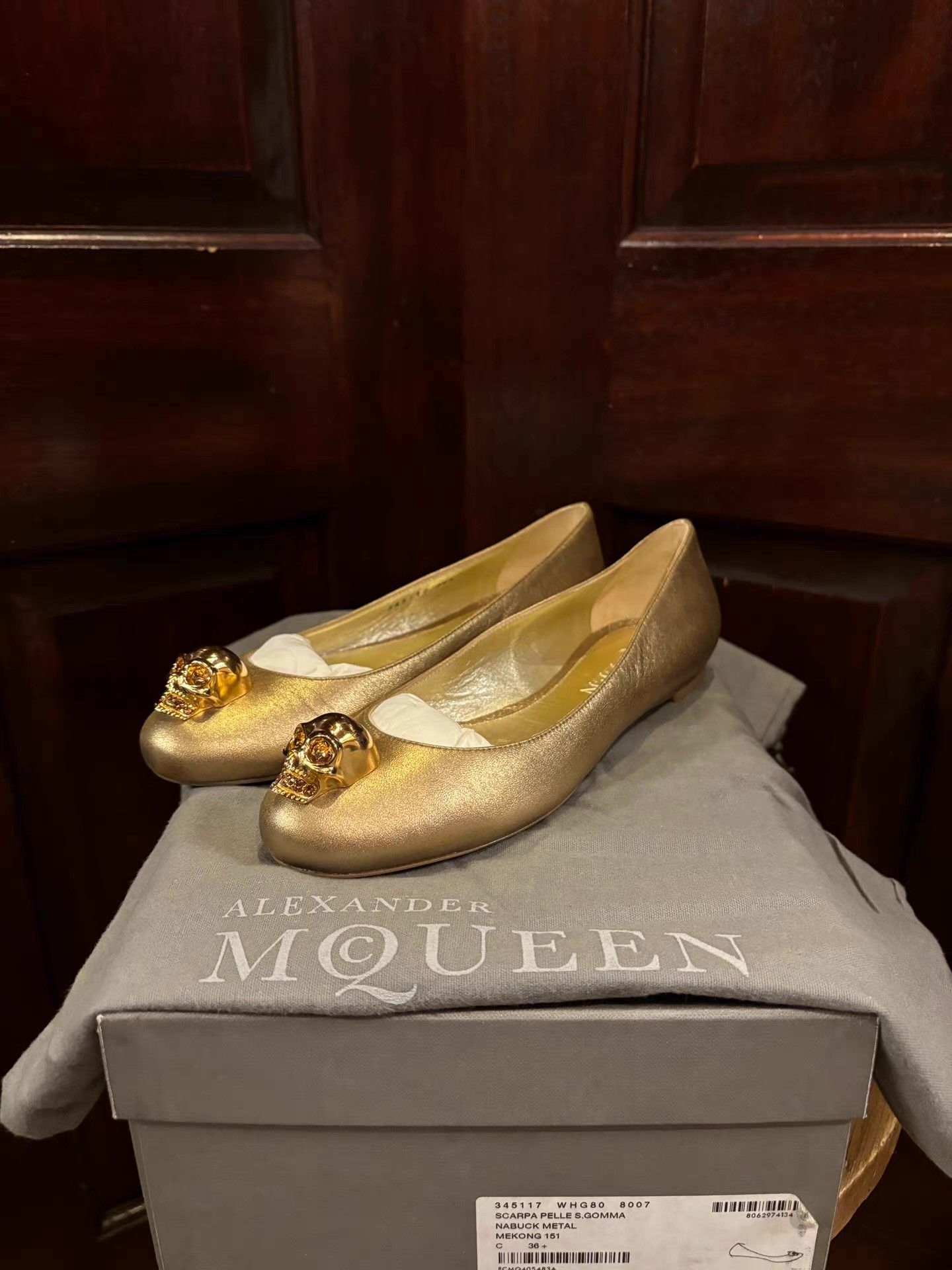 Alexander McQueen Alexander McQueen gold‑toned diamond‑encrusted skull Ｑ25 Size US 6.5 / IT 36.5 - 4 Thumbnail