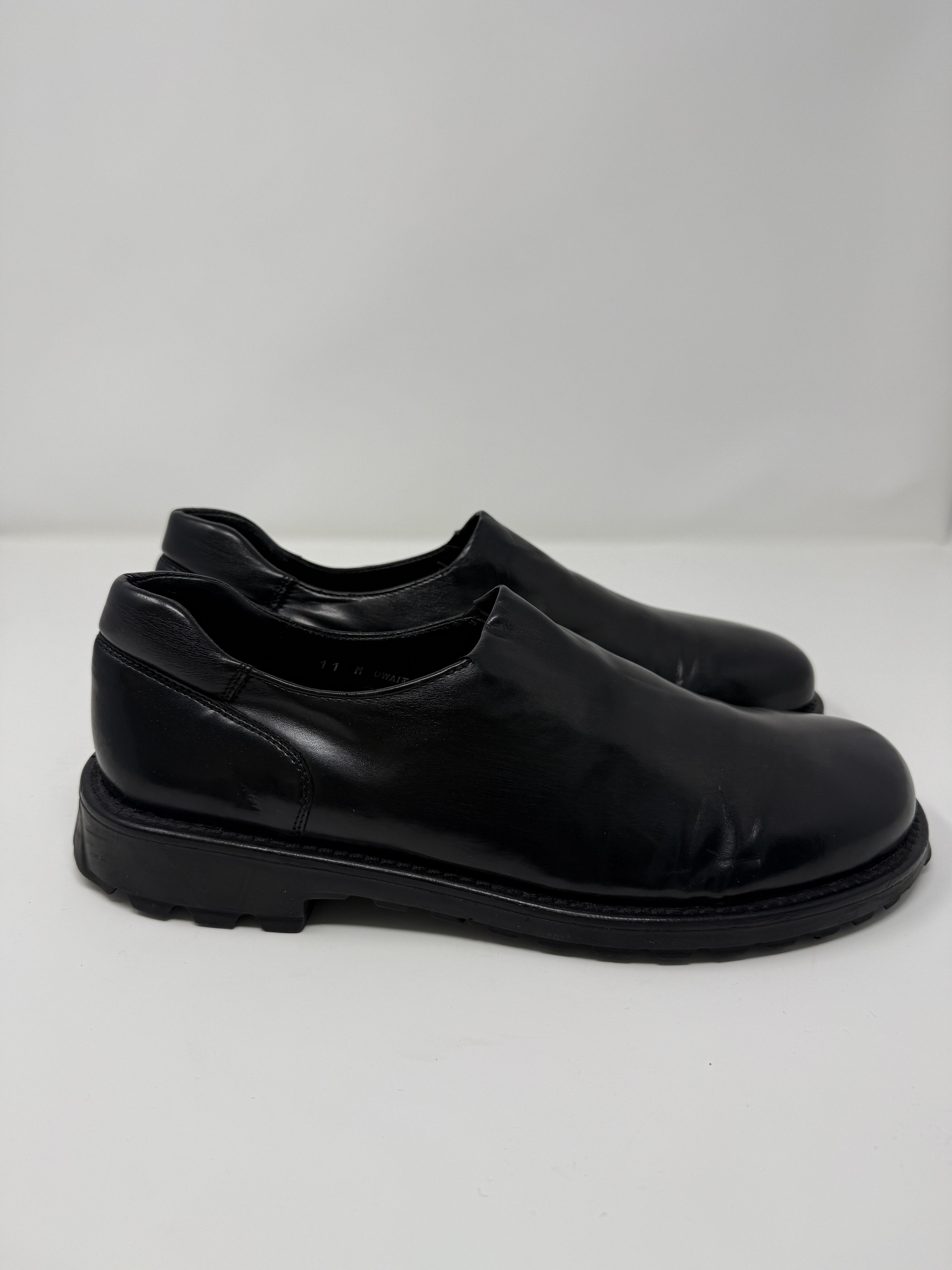 Donald Pliner Donald J Pliner Black Leather Loafer - Lug Sole Size US 10.5 / EU 43-44 - 1 Thumbnail