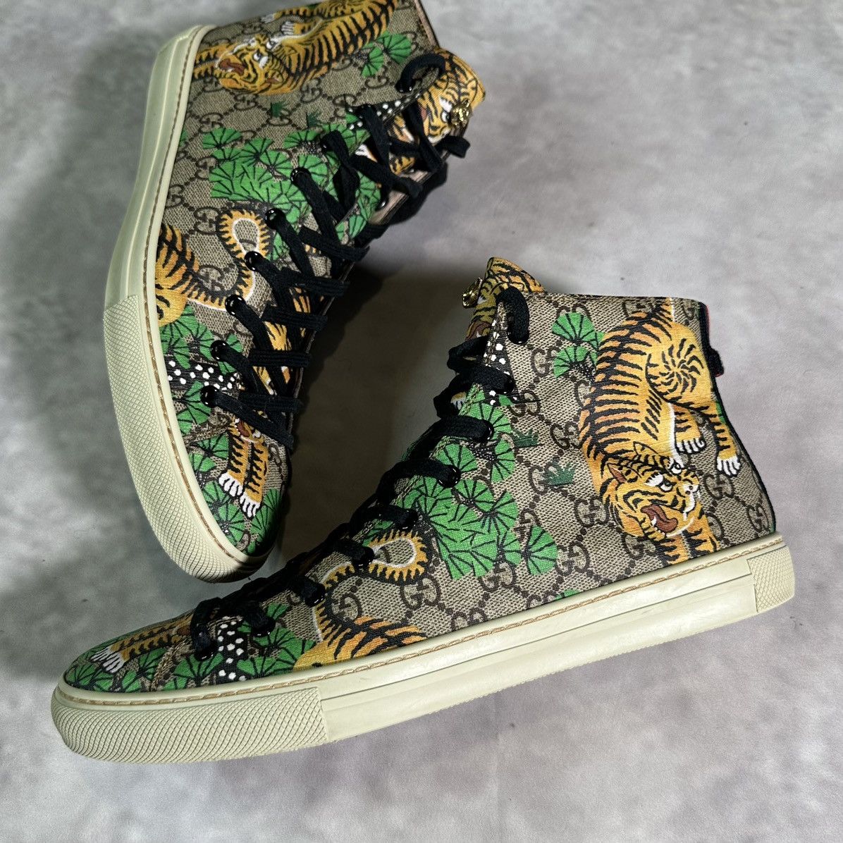 Gucci Gucci GG Supreme High Bengal mens shoes Size US 10 / EU 43 - 2 Thumbnail